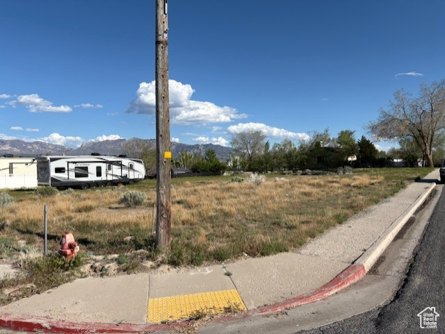 MOUNTAIN VIEW - Land