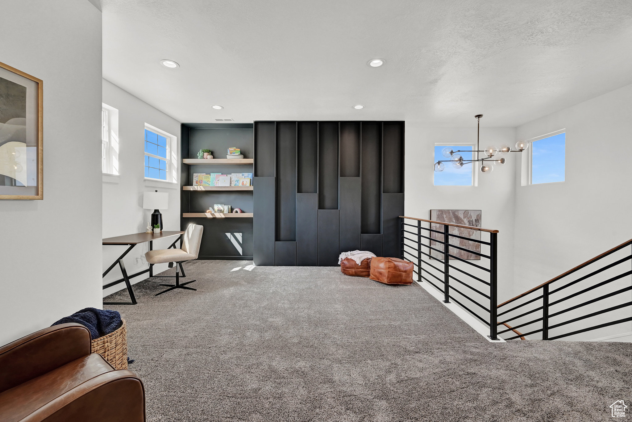 JOHNSON MEADWOWS - Residential
