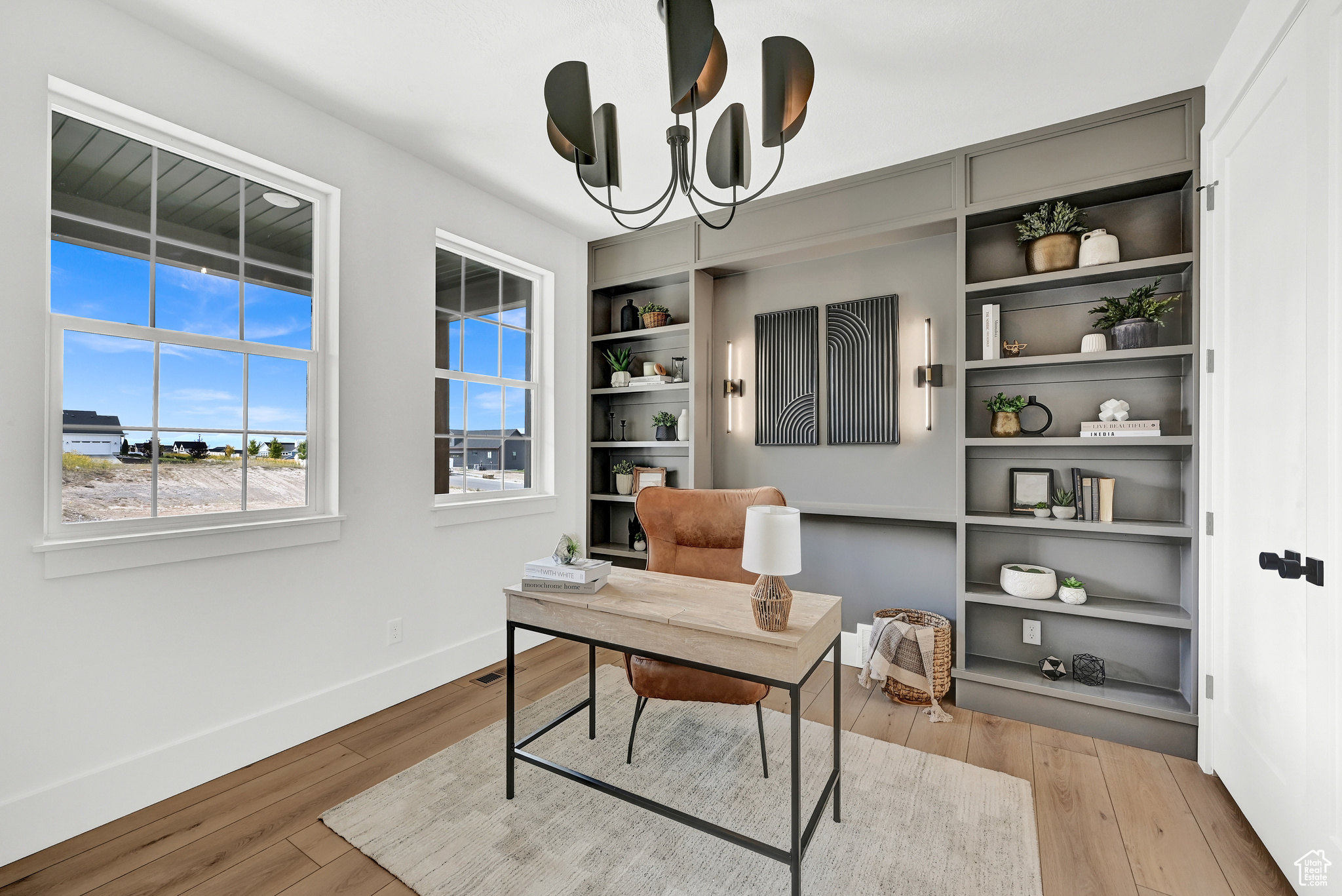JOHNSON MEADWOWS - Residential