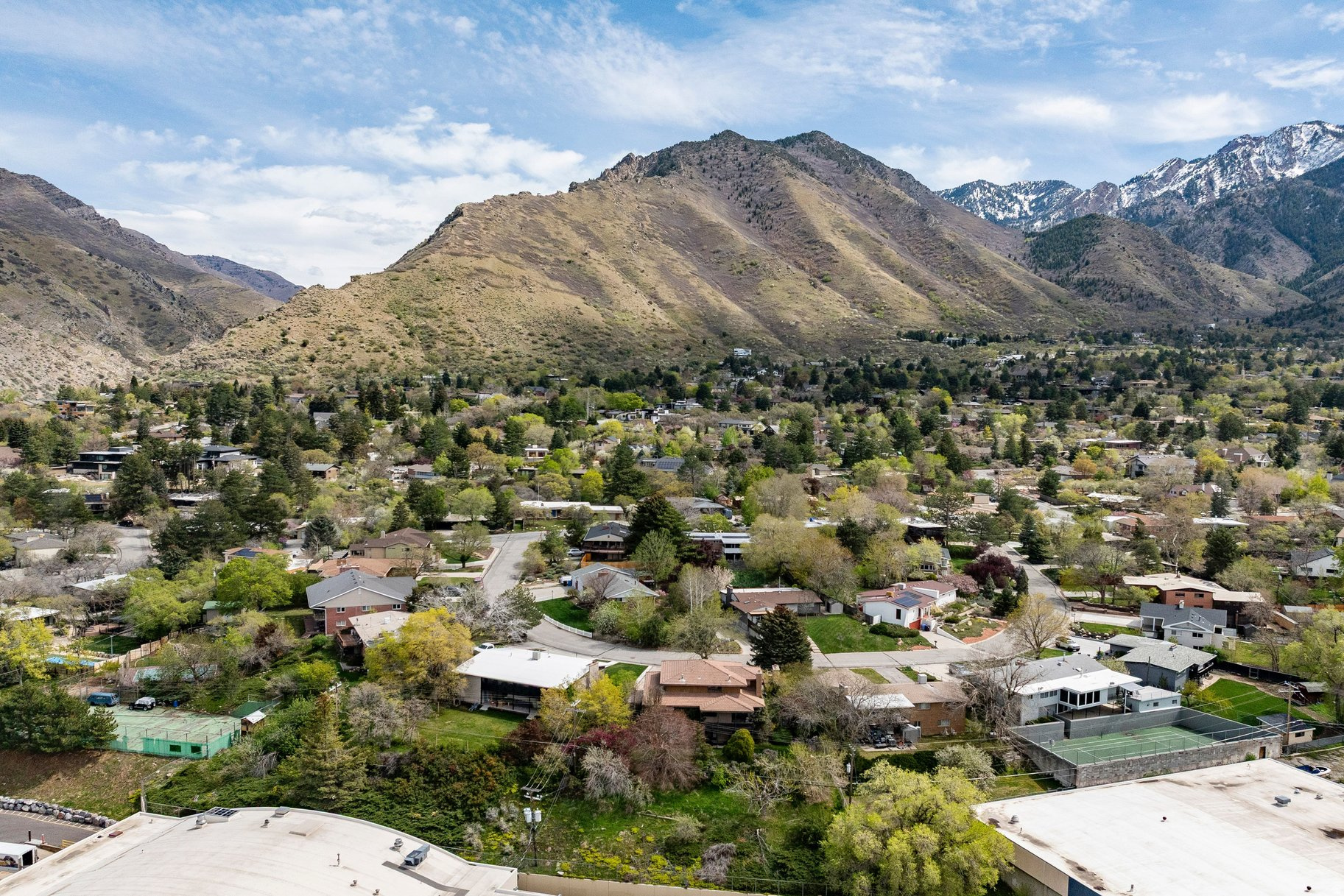 MT OLYMPUS ACRES SUB - Residential