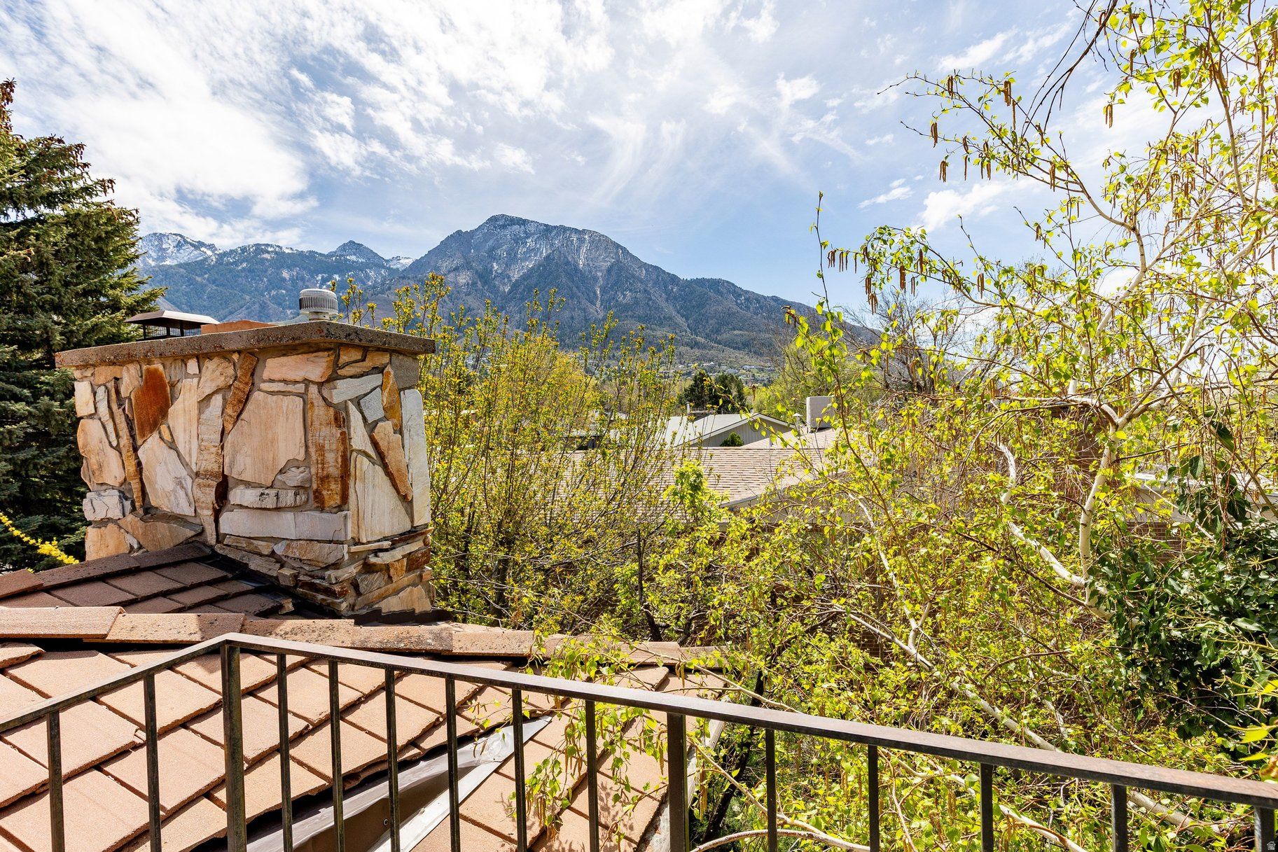 MT OLYMPUS ACRES SUB - Residential