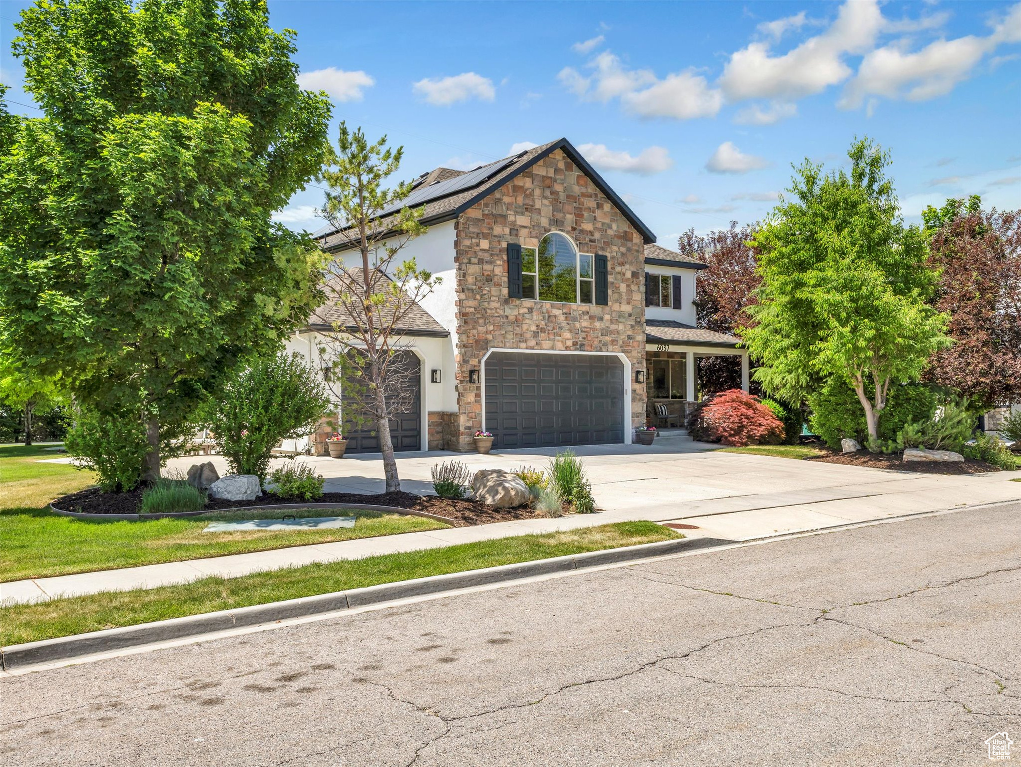 CHAMBERRY FIELDS - Residential