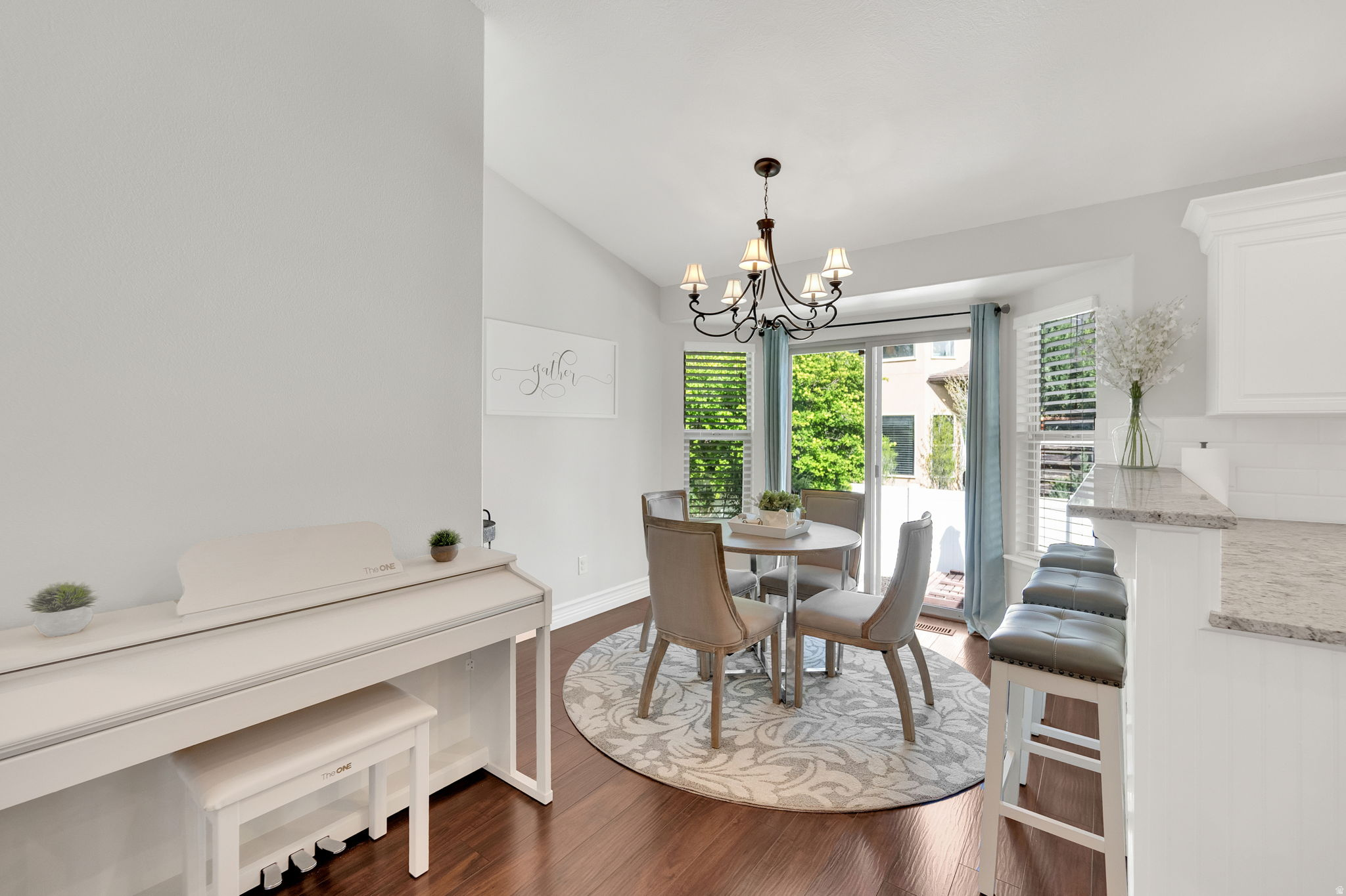 SAND DUNES CONDOMINIUM PHASE 1 - Residential