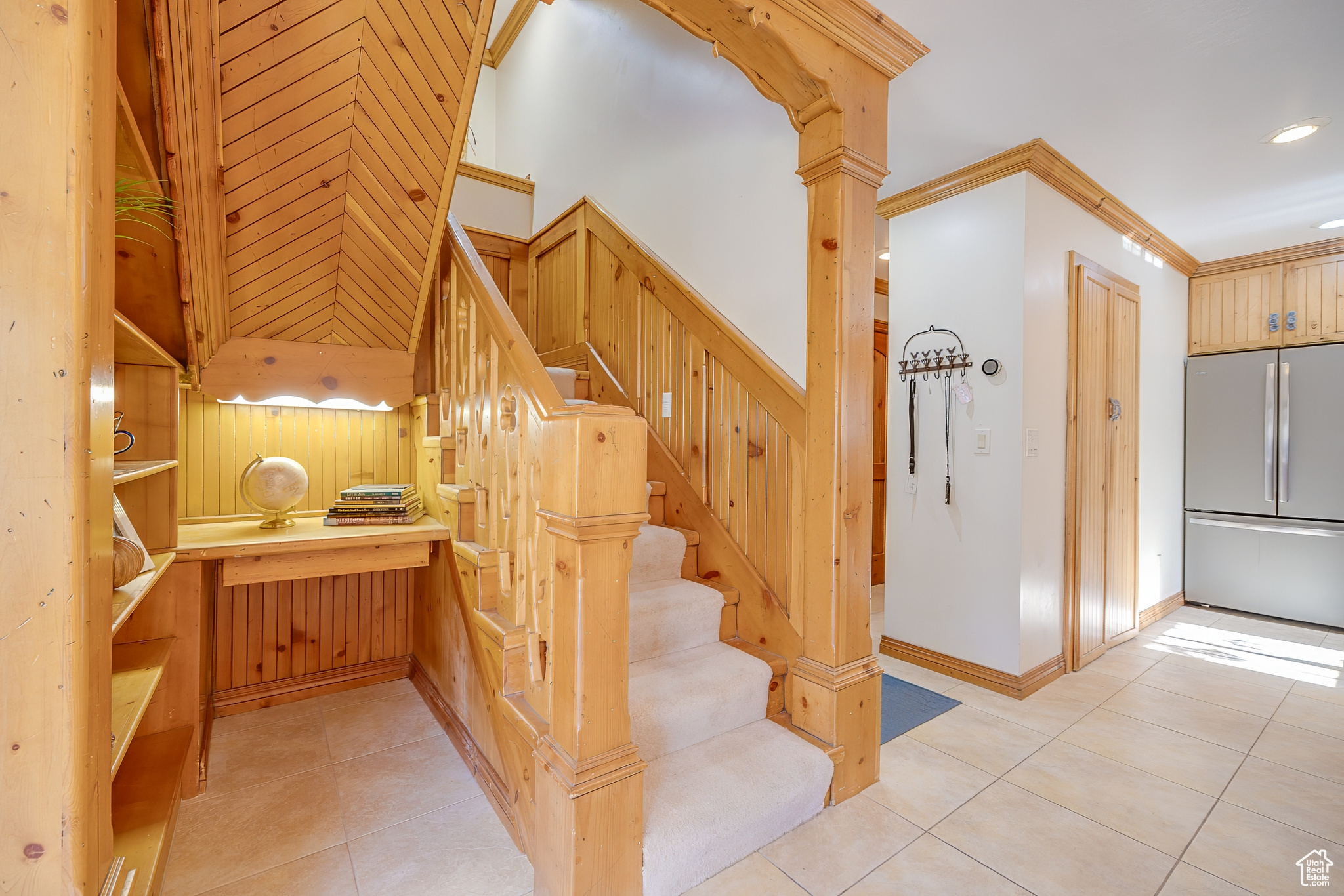 SWISS OAKS CONDOMINI - Residential