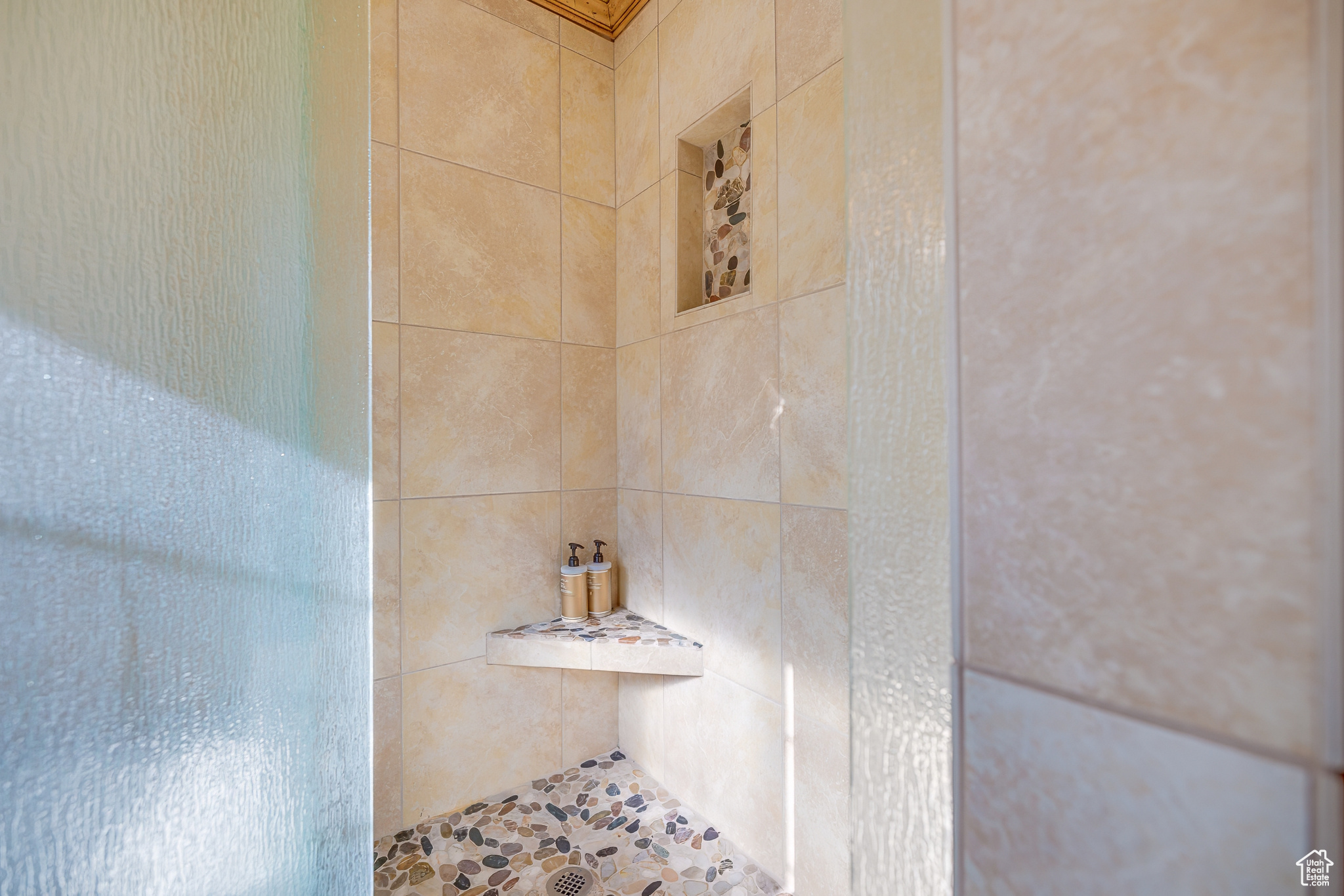 SWISS OAKS CONDOMINI - Residential