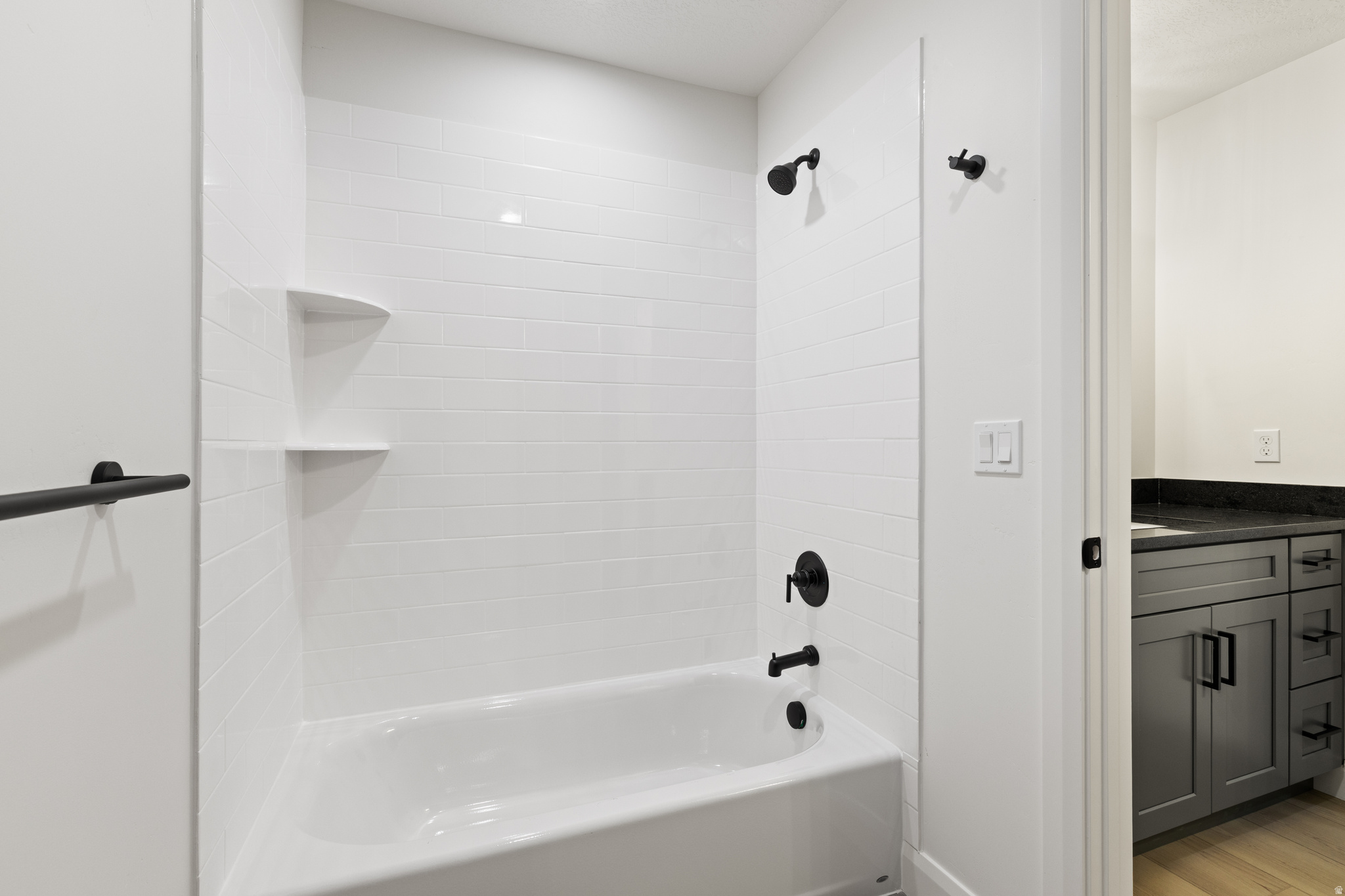 HUNTINGTON FARMS - Residential