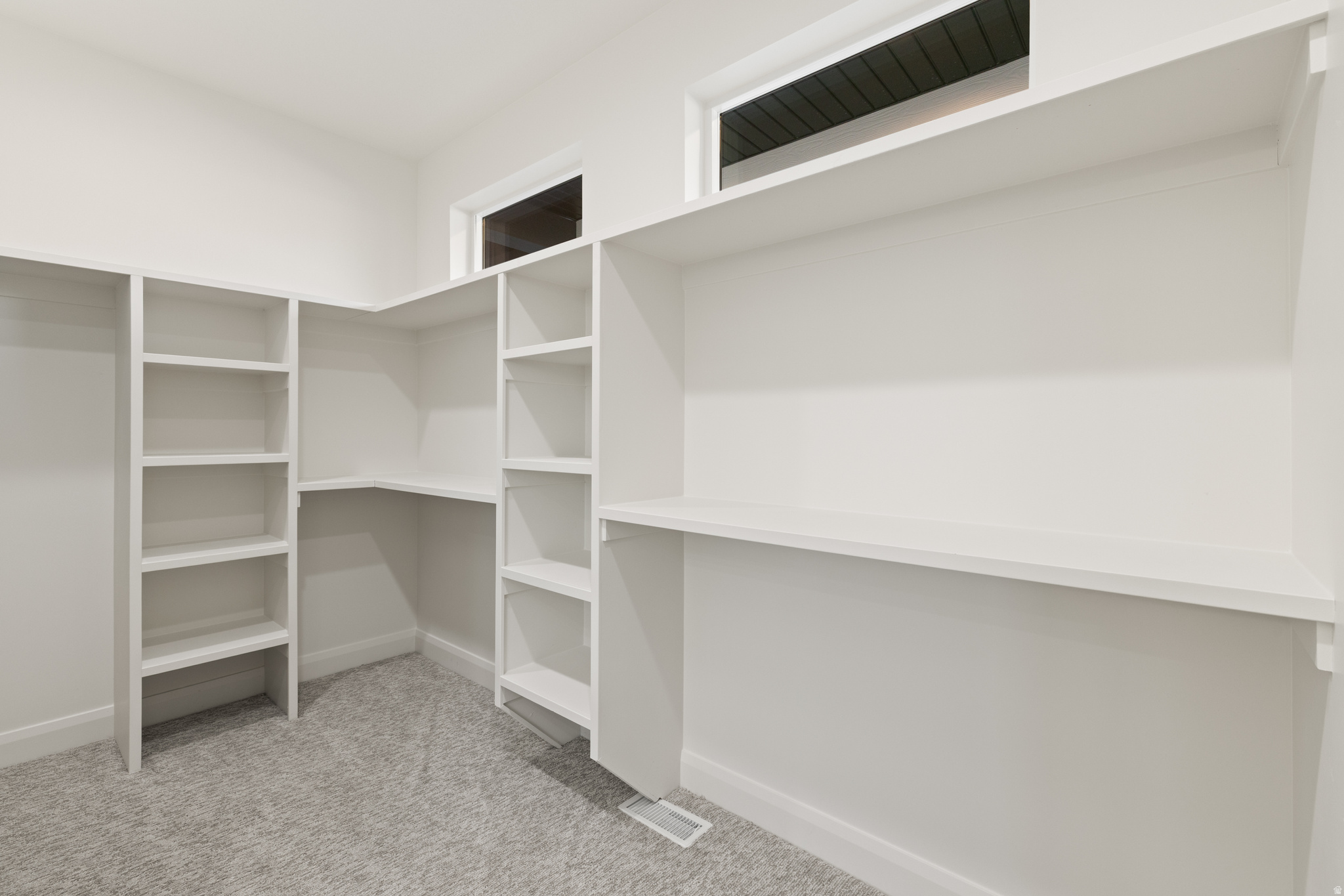 HUNTINGTON FARMS - Residential