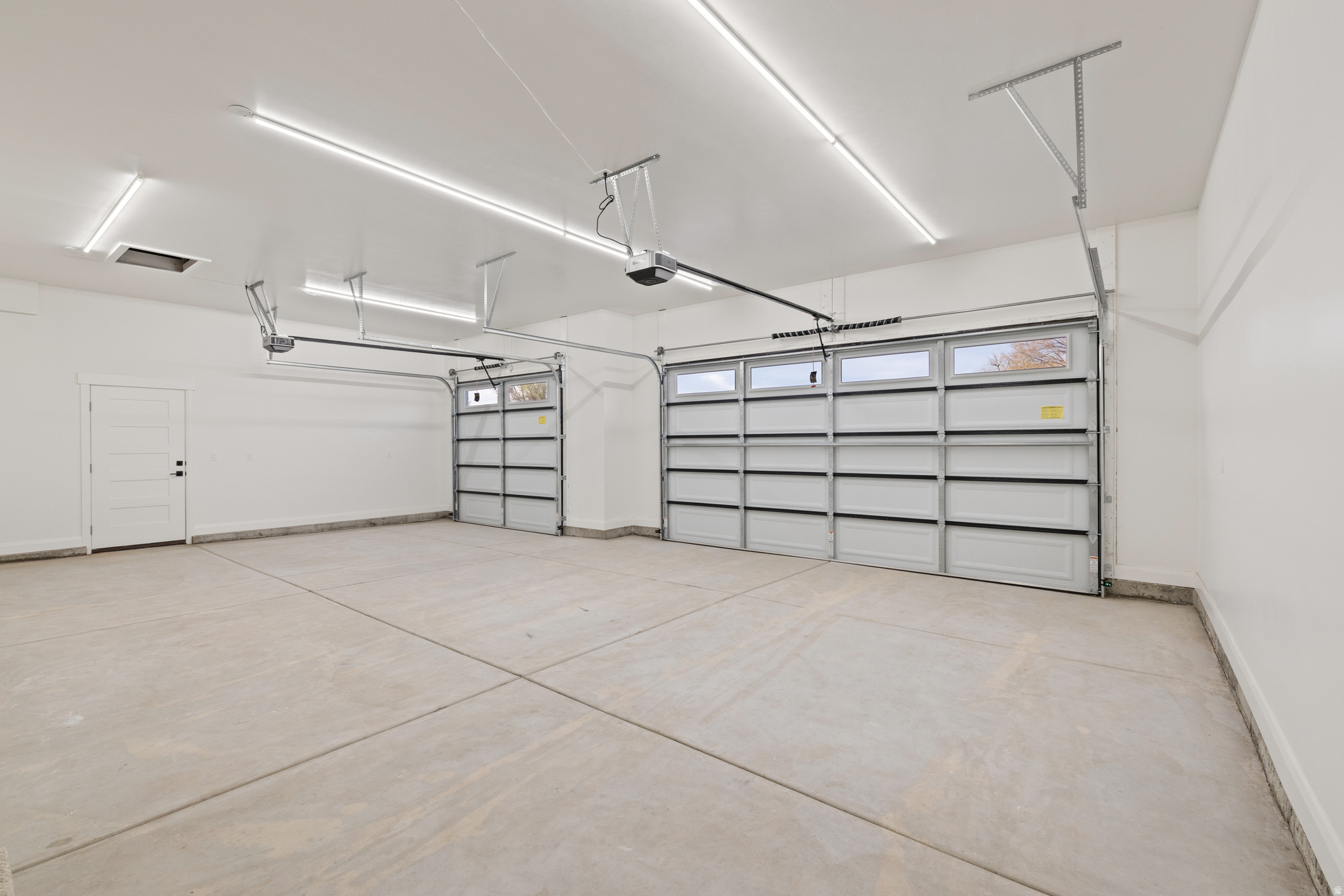 HUNTINGTON FARMS - Residential