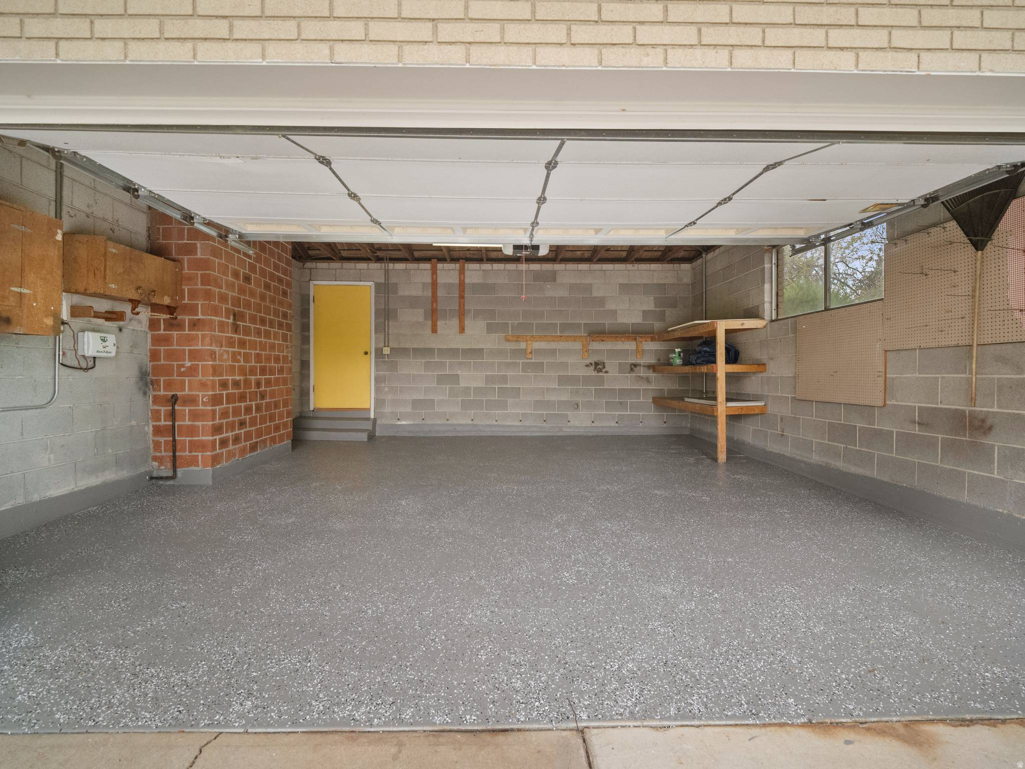 MADELYN MASH - Residential