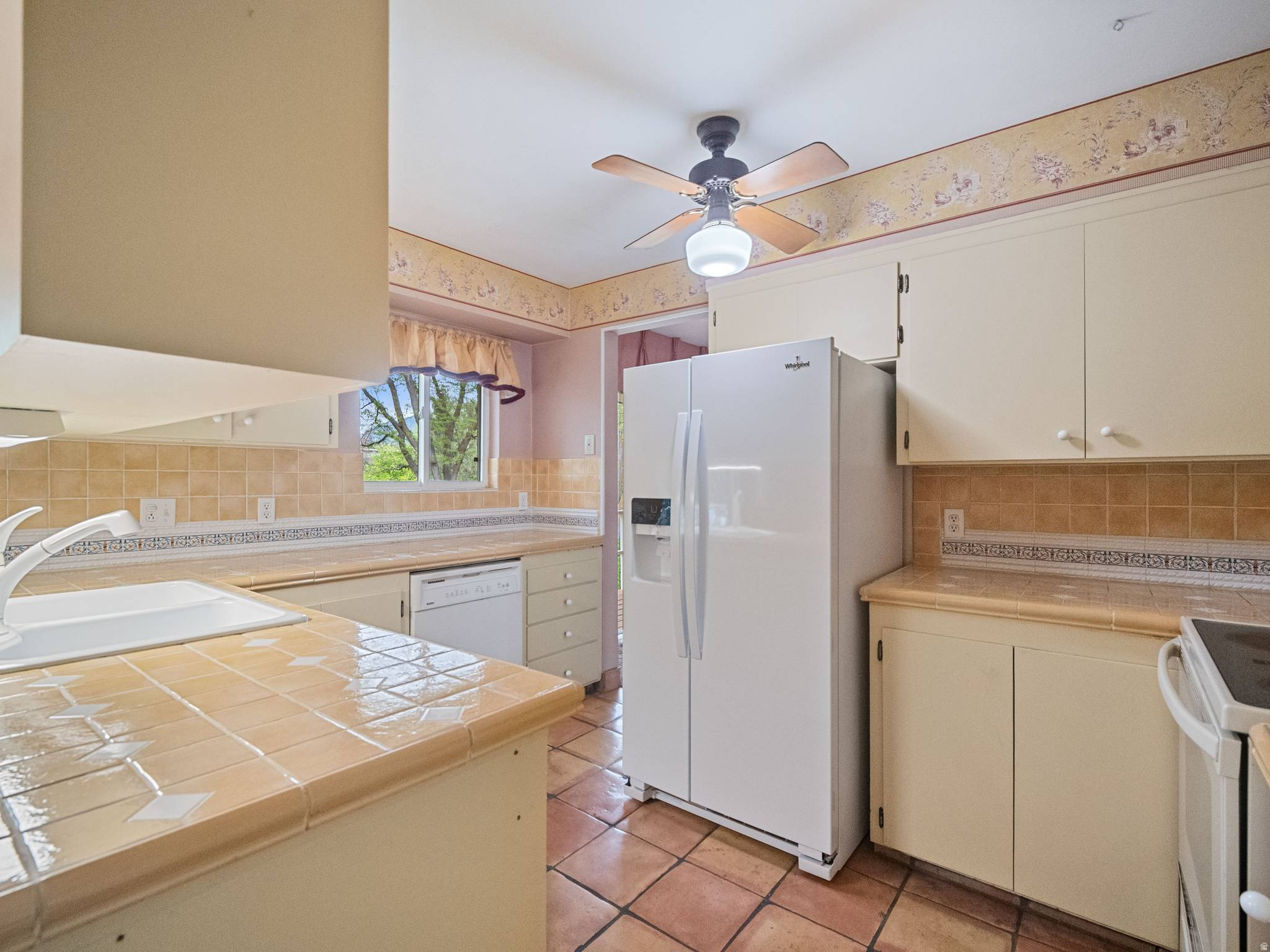 MADELYN MASH - Residential