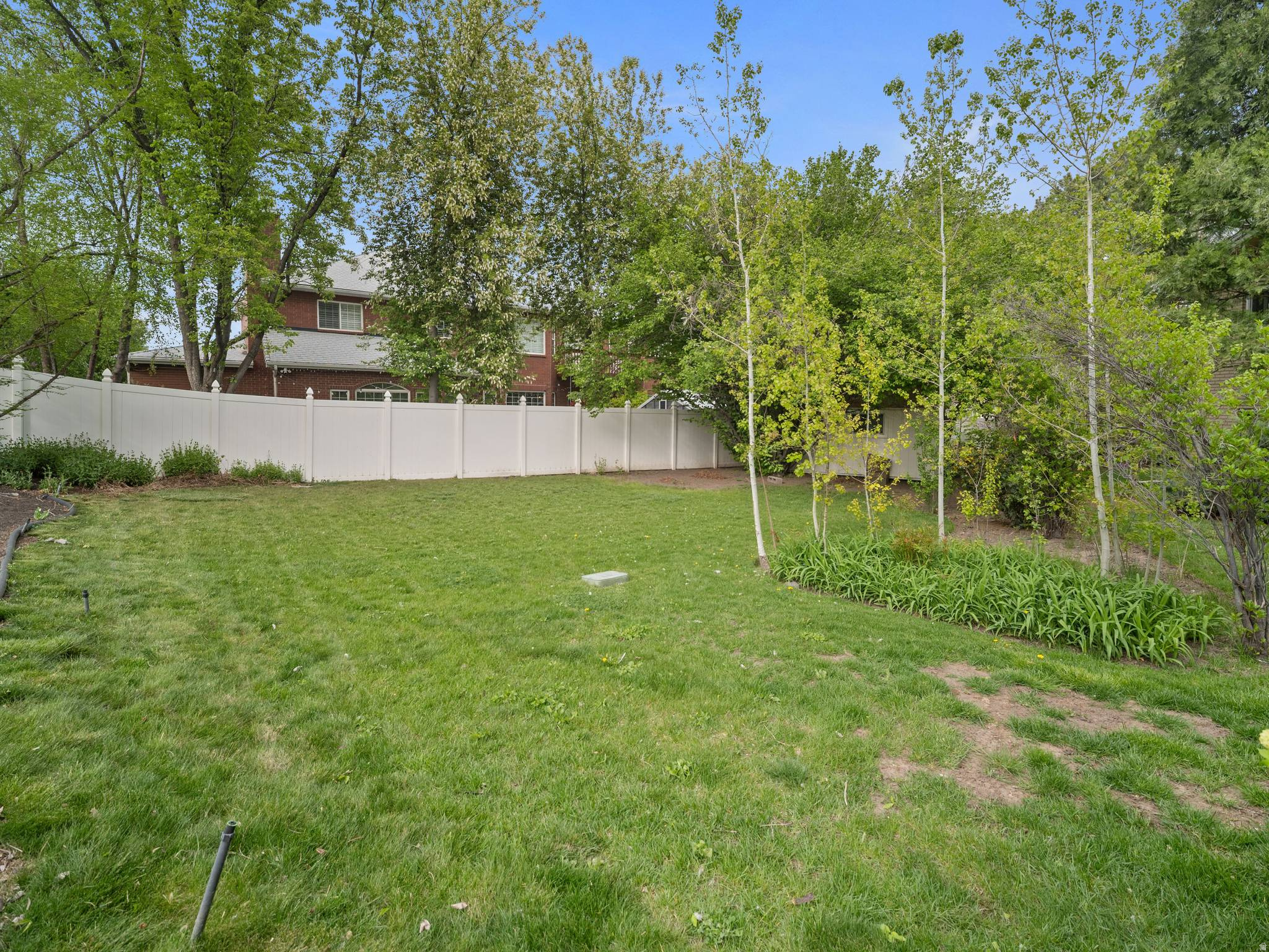 MADELYN MASH - Residential