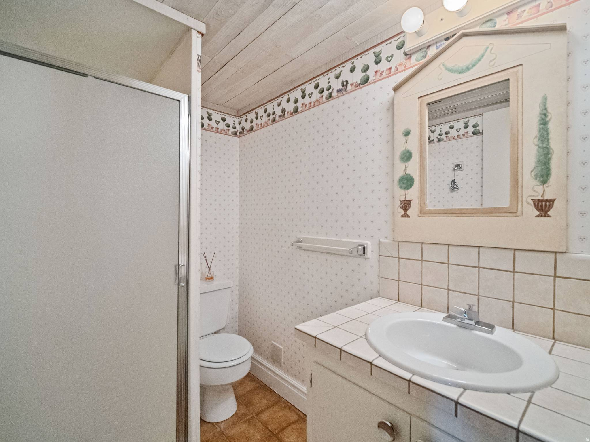 MADELYN MASH - Residential