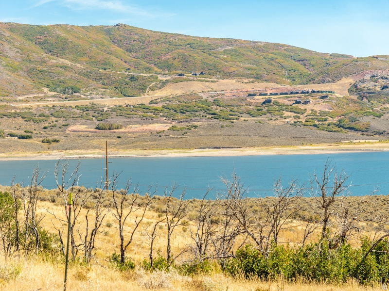 SKYRIDGE SUBDIVISION - Land