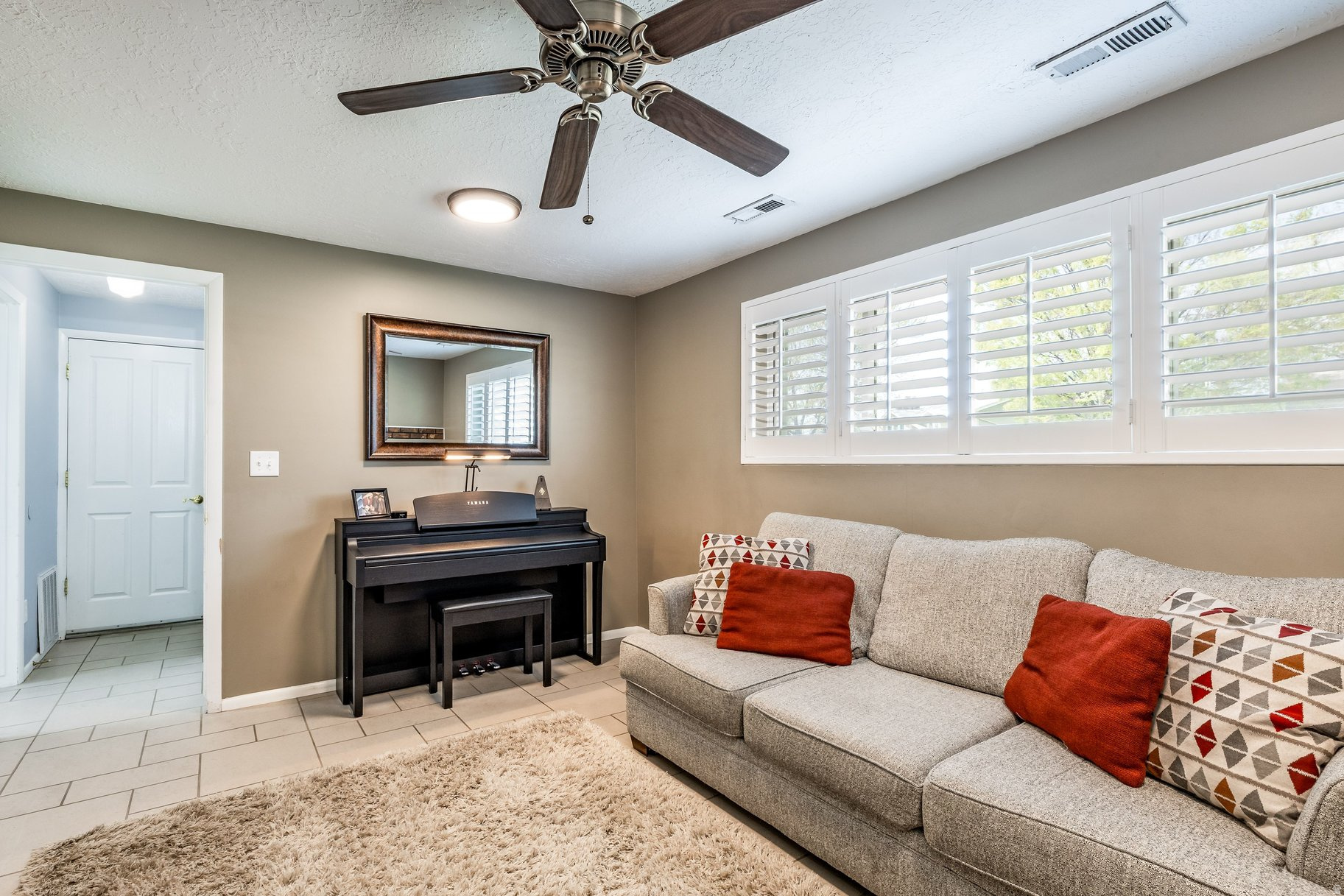 KENTWOOD - Residential