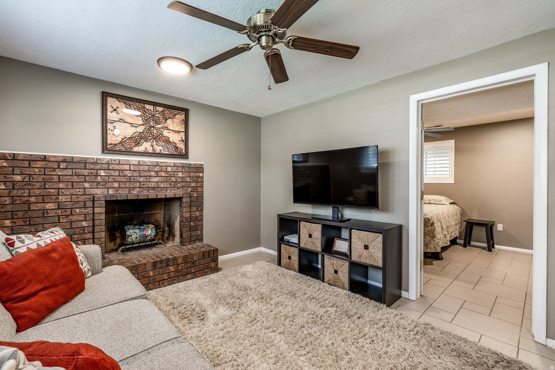 KENTWOOD - Residential