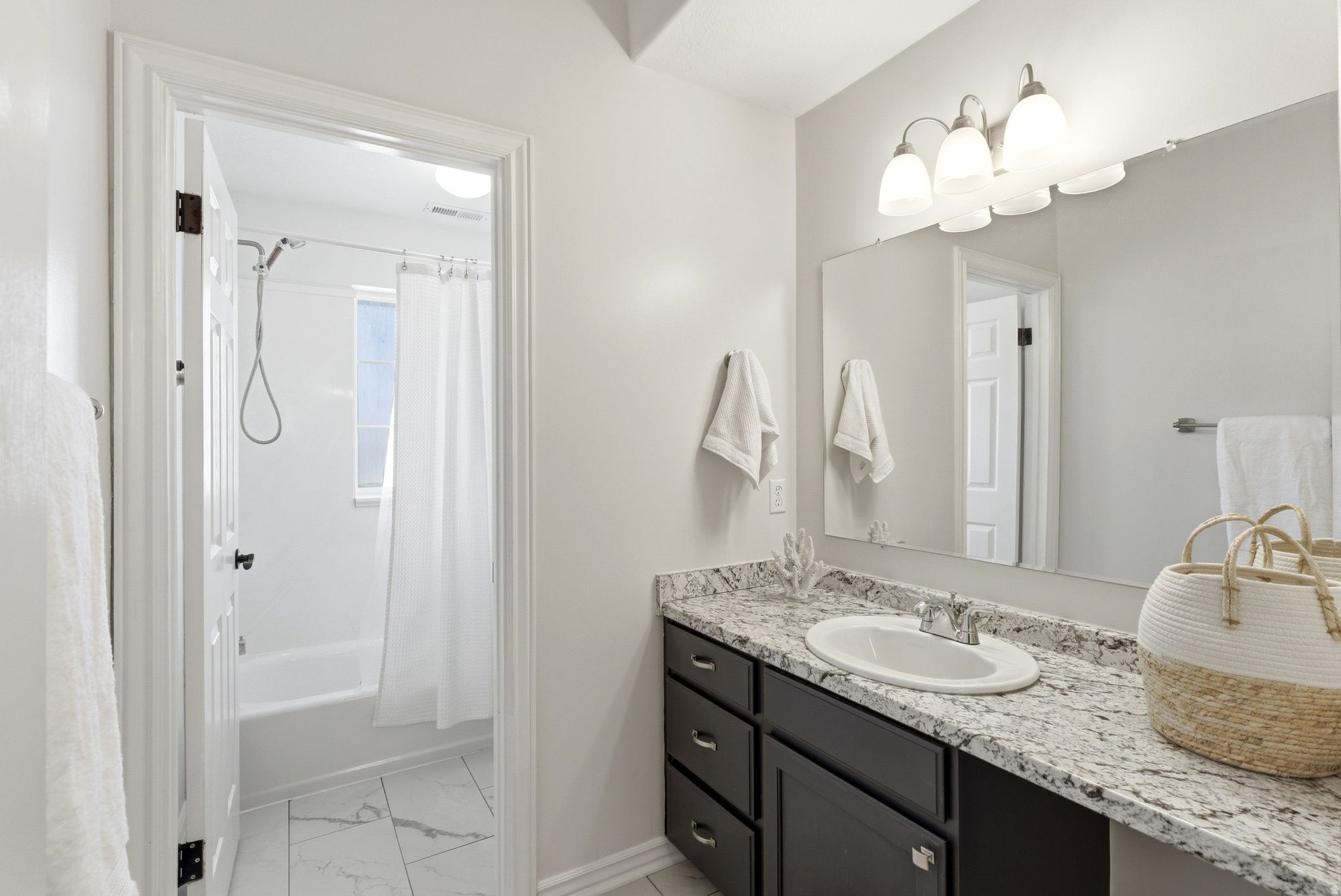 HOLBROOK - Residential