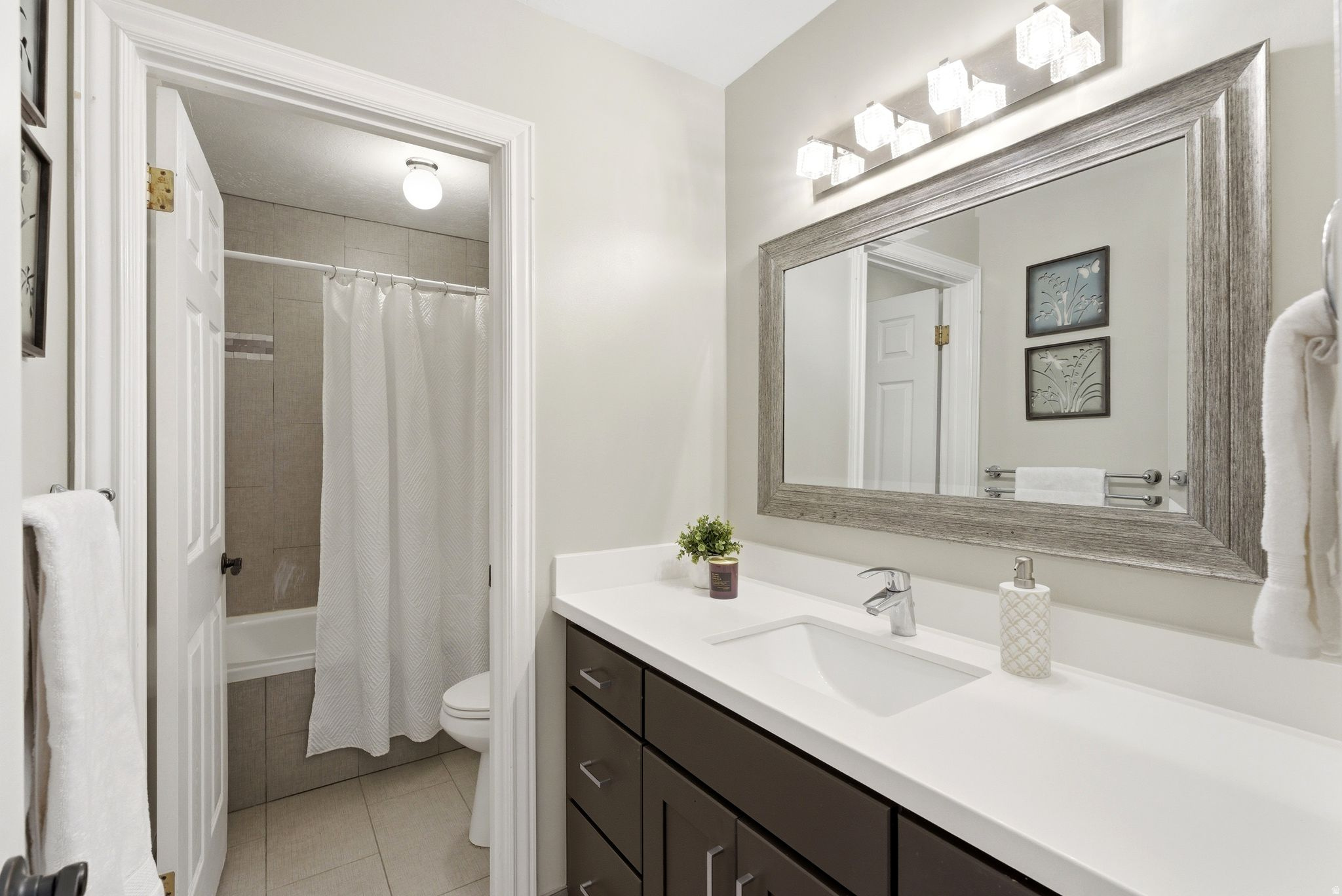 HOLBROOK - Residential