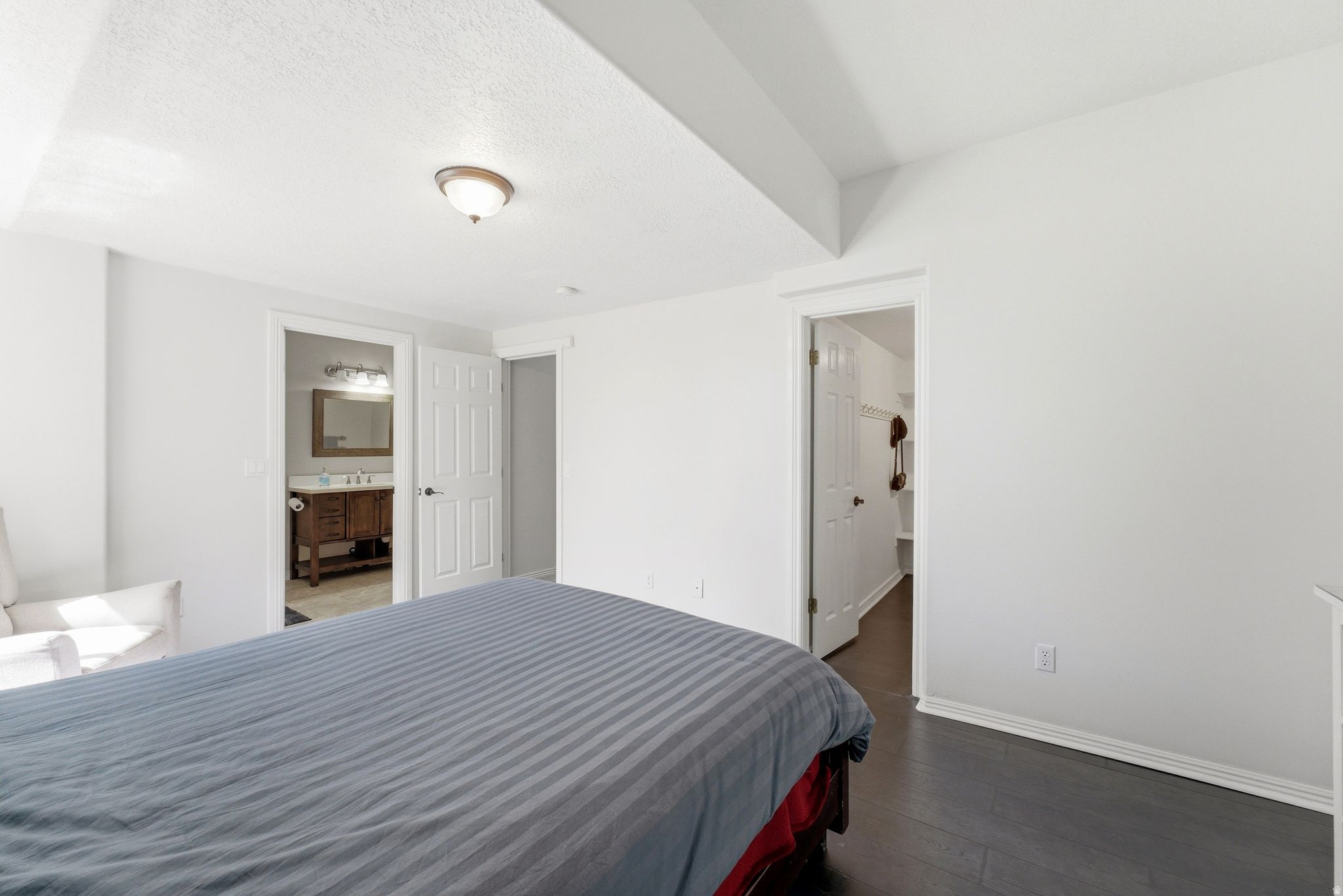 HOLBROOK - Residential