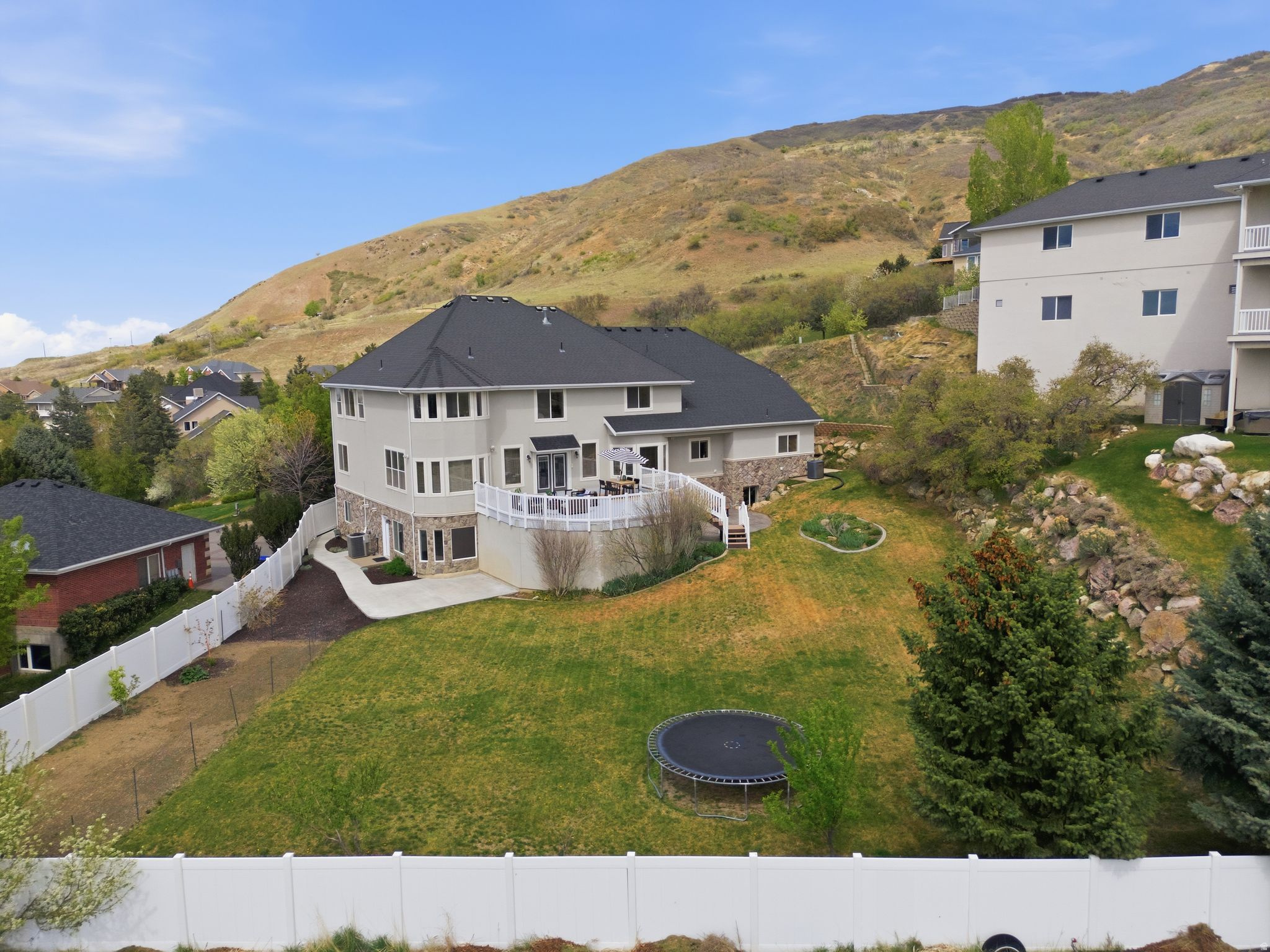 HOLBROOK - Residential