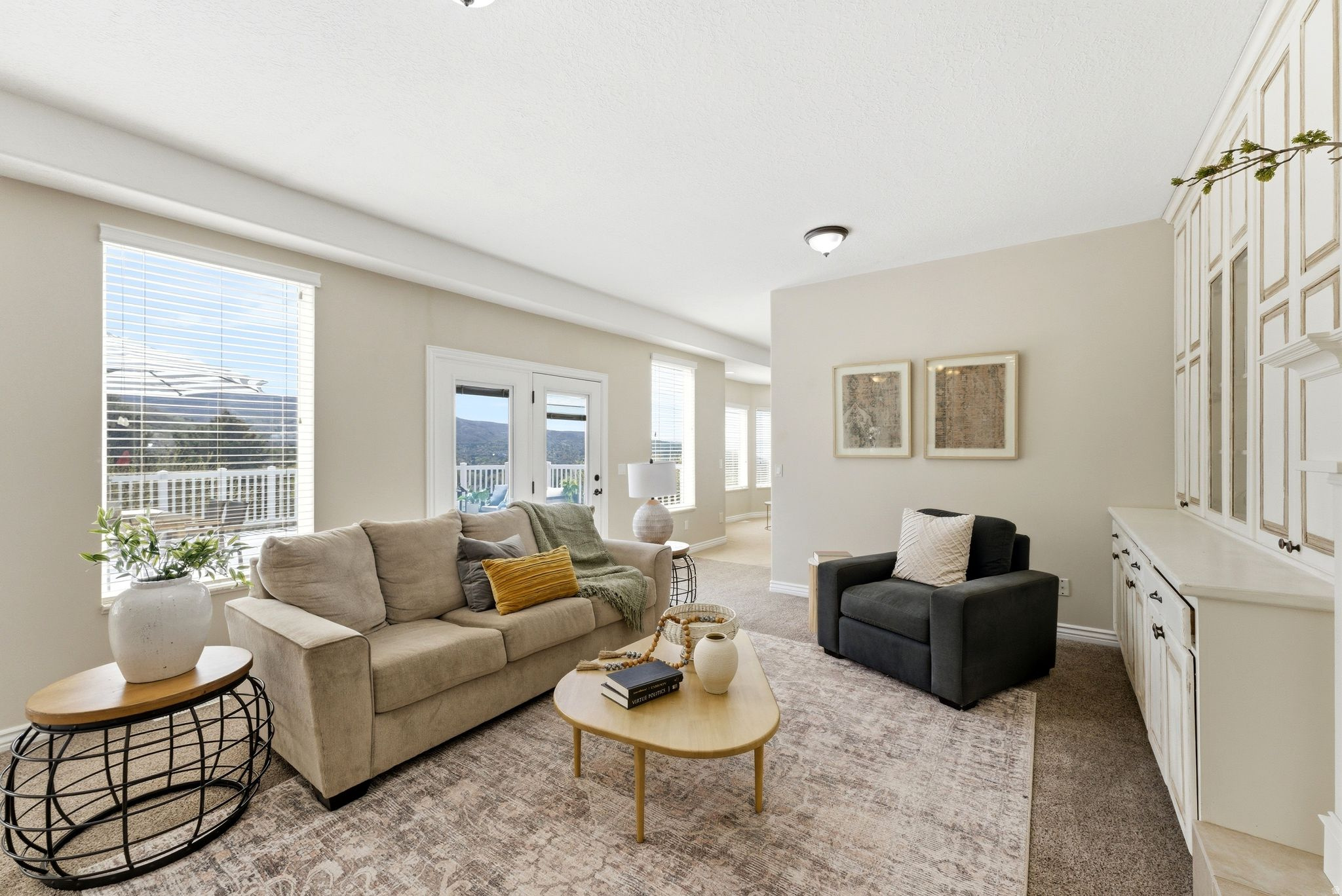 HOLBROOK - Residential