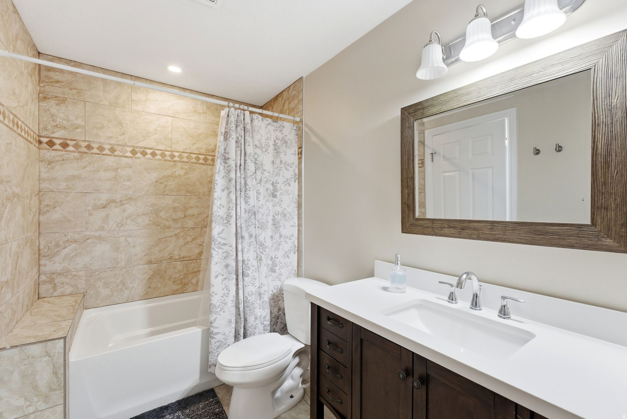 HOLBROOK - Residential