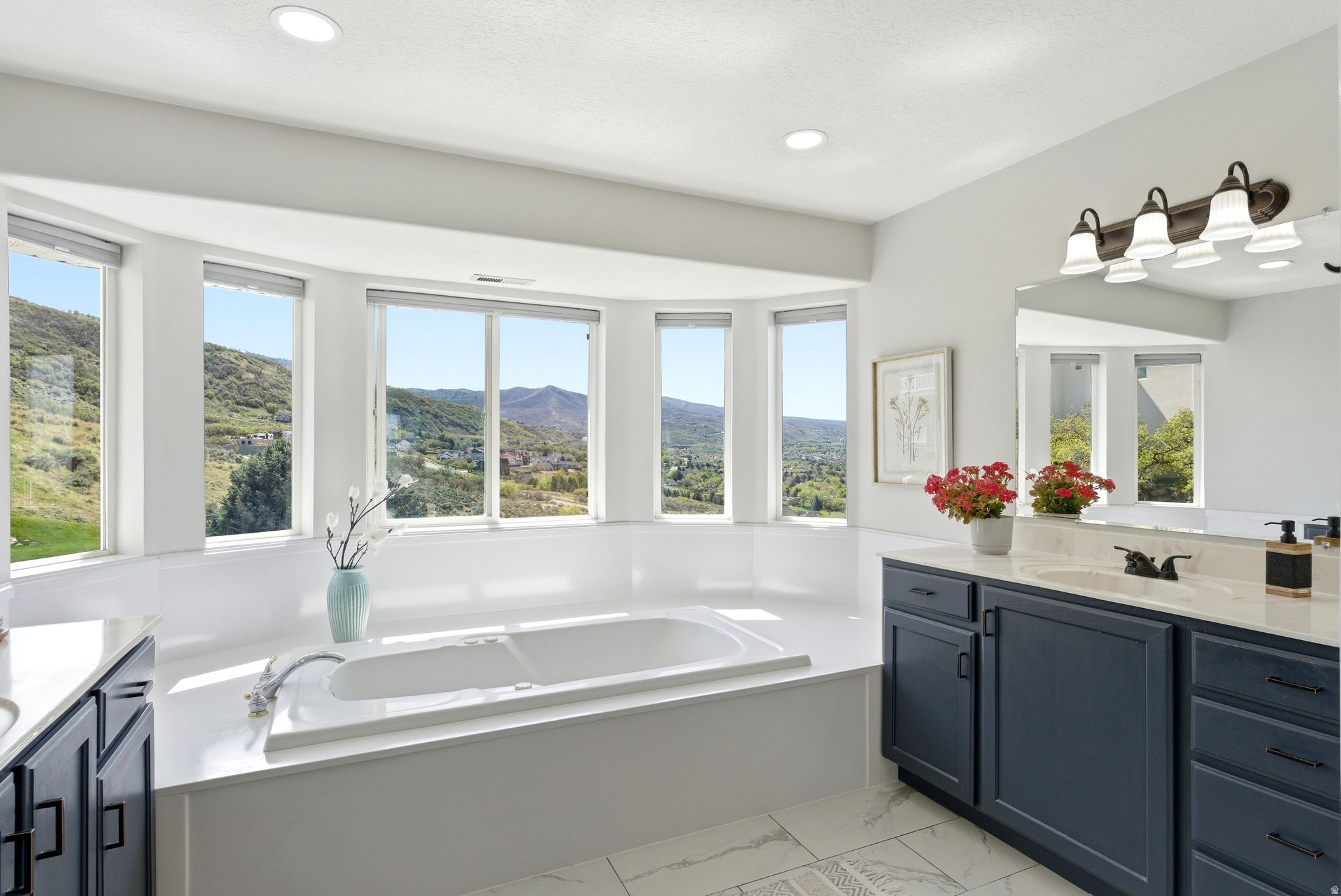 HOLBROOK - Residential