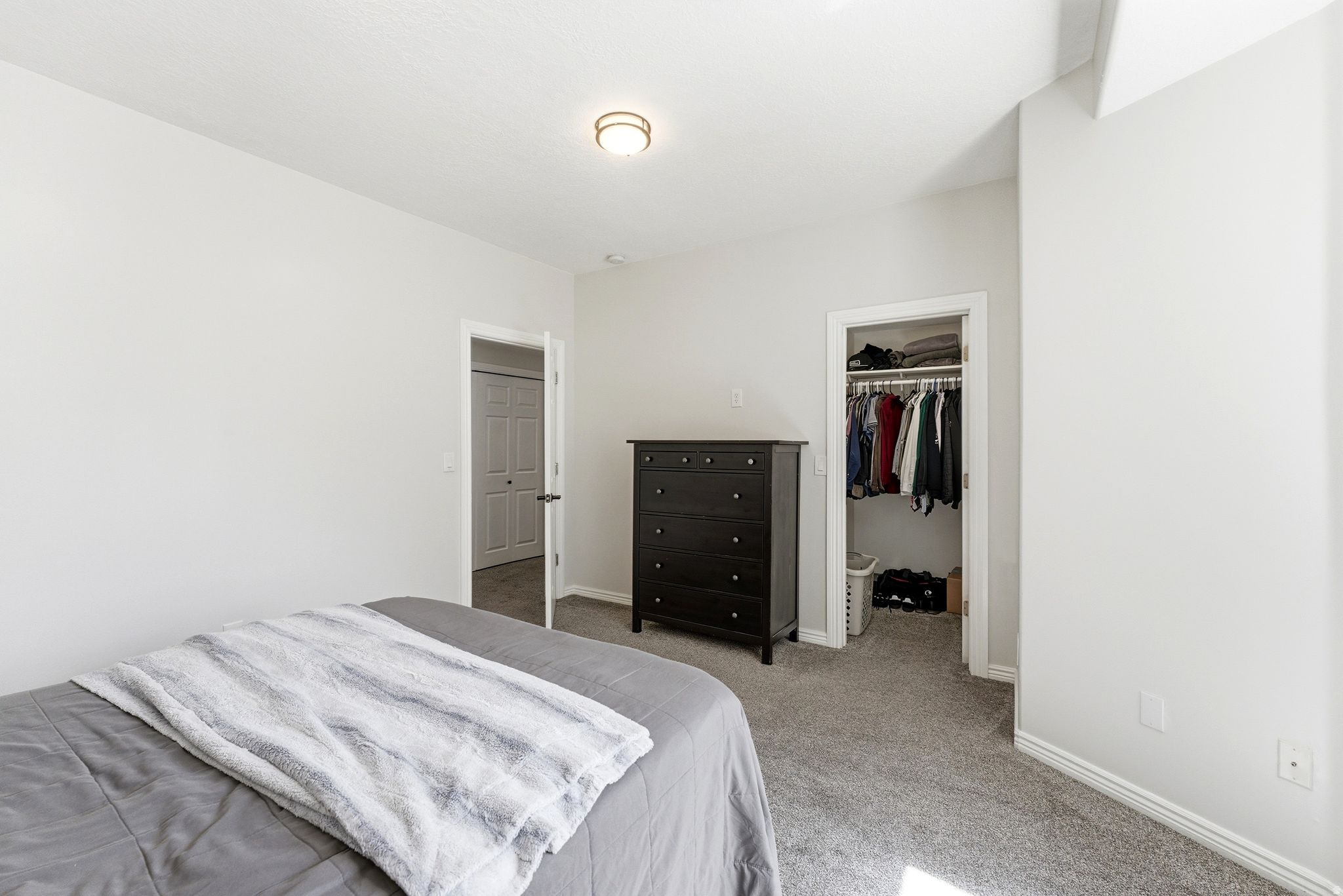 HOLBROOK - Residential