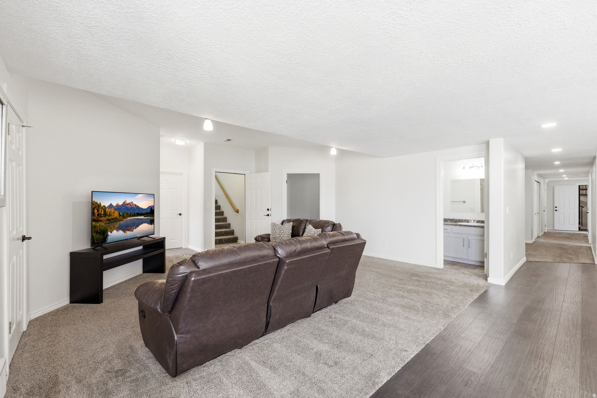 HOLBROOK - Residential