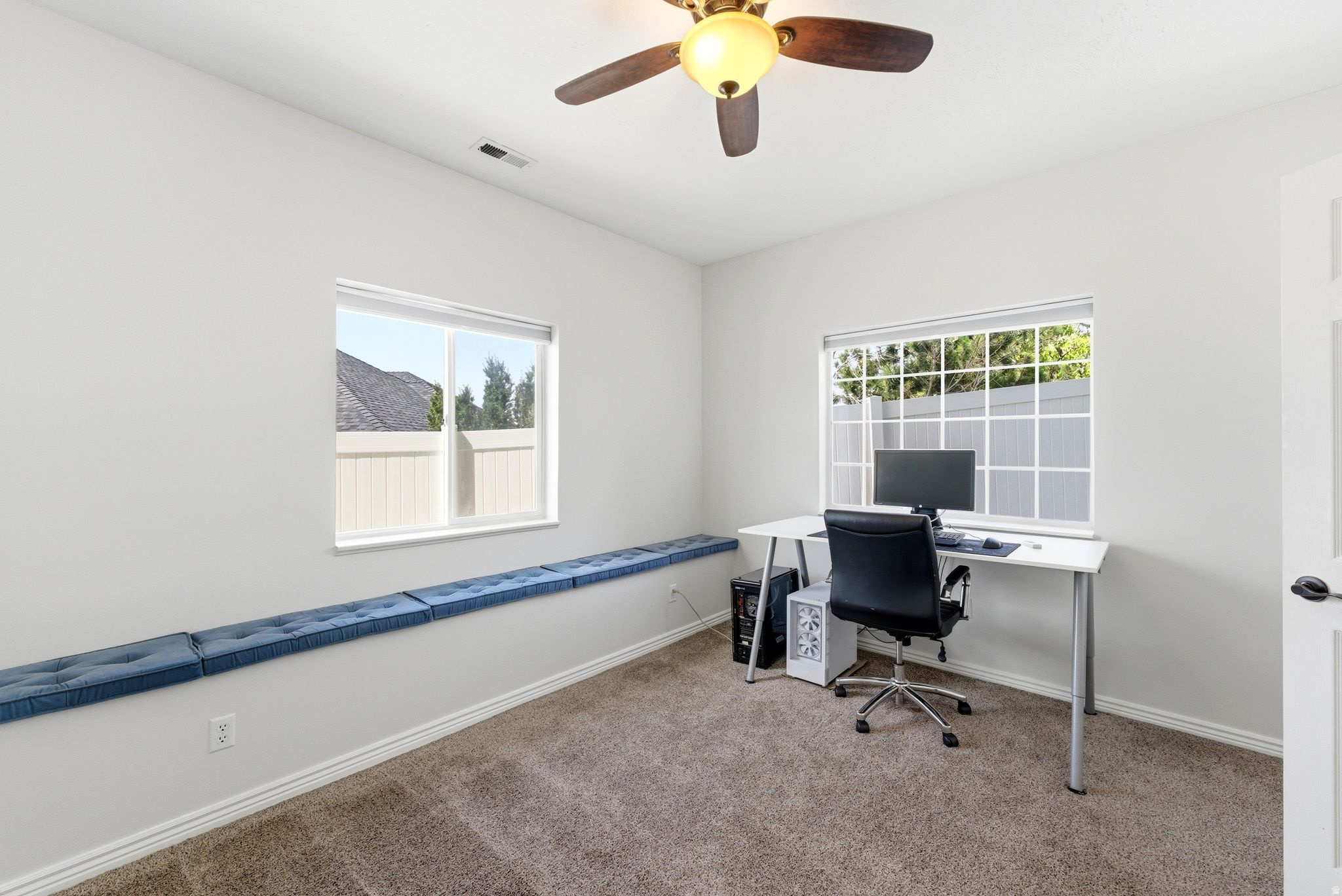 HOLBROOK - Residential