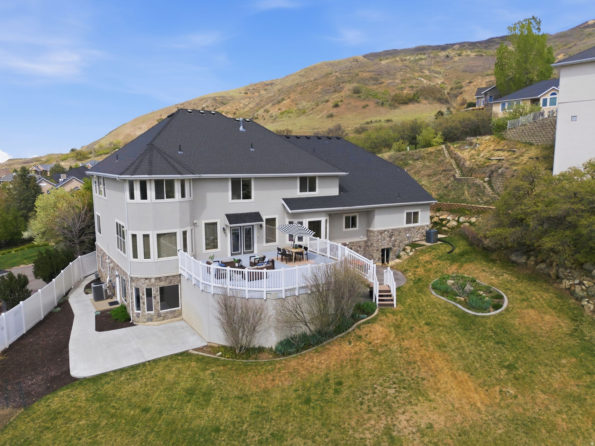 HOLBROOK - Residential