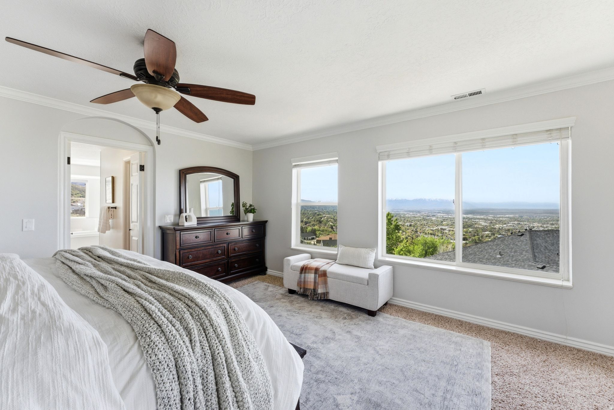 HOLBROOK - Residential