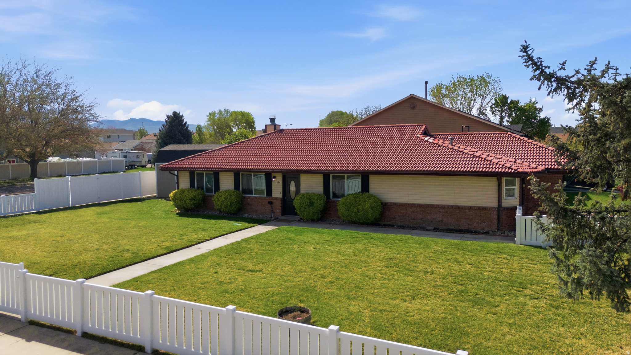 WOOD RIDGE - Residential