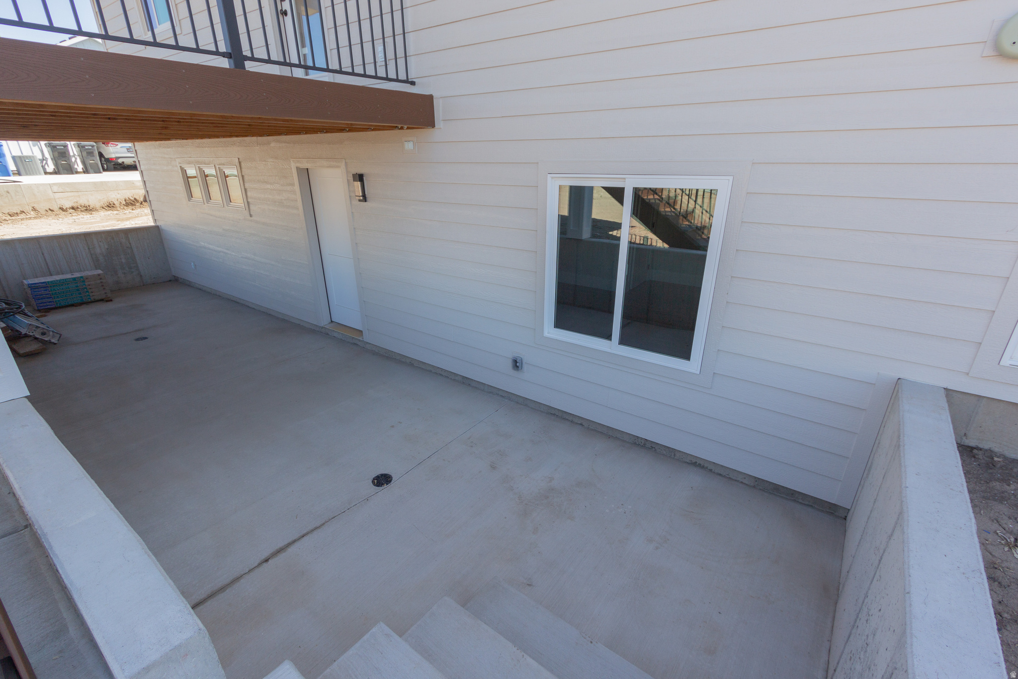 HAWK CREST - Residential