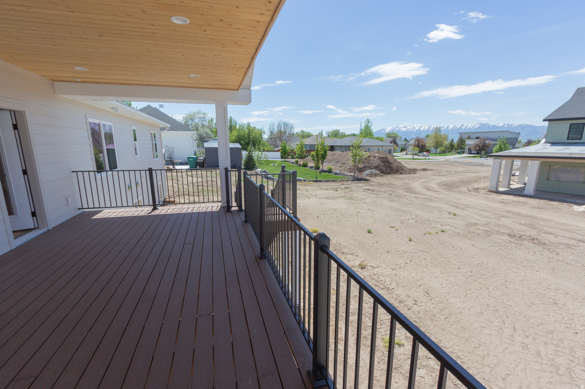 HAWK CREST - Residential