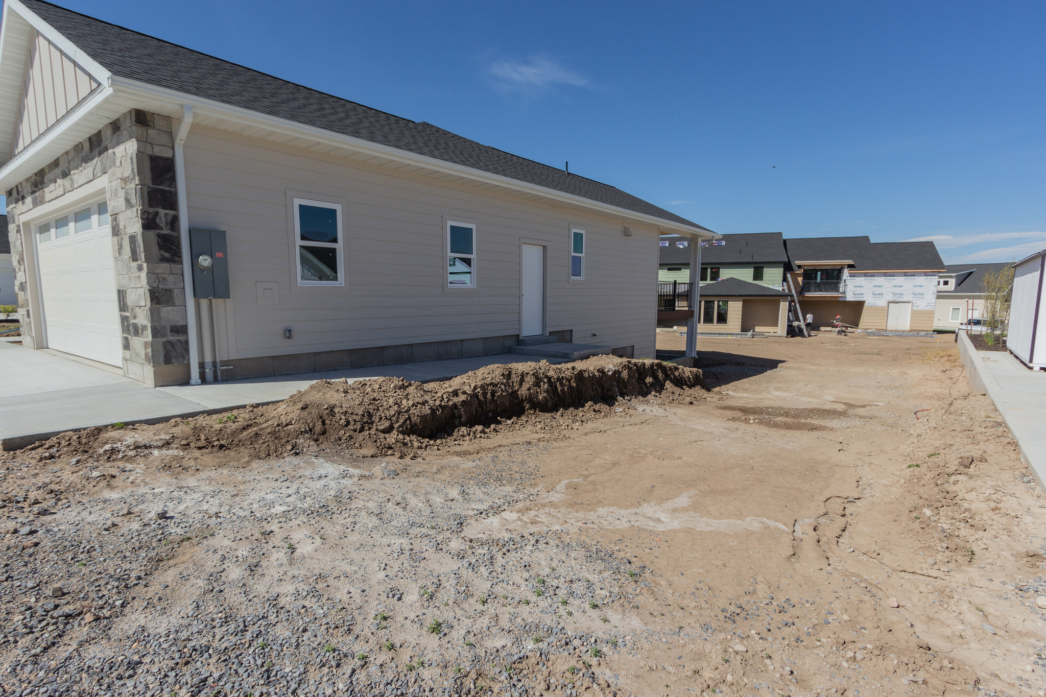 HAWK CREST - Residential