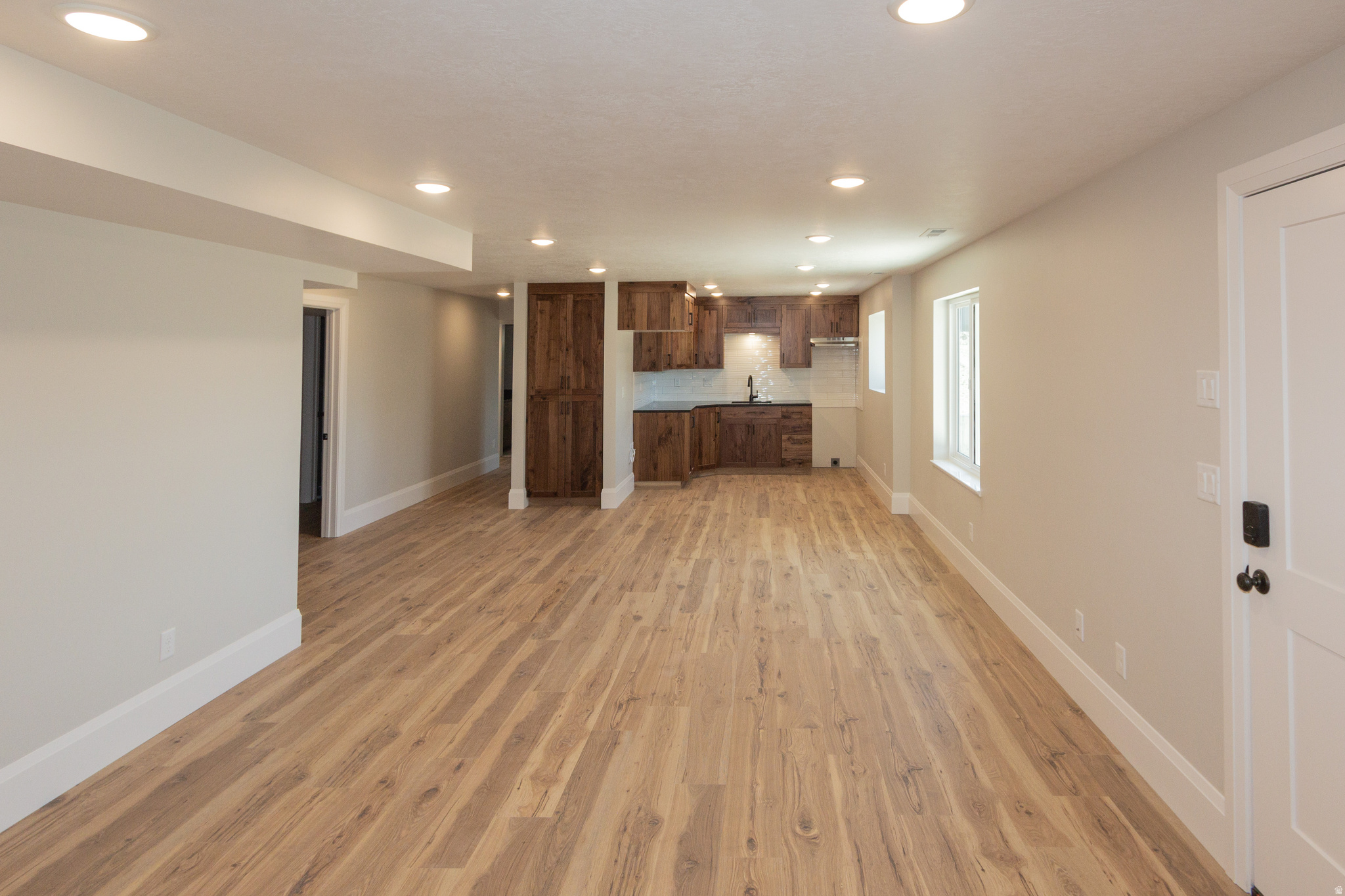 HAWK CREST - Residential