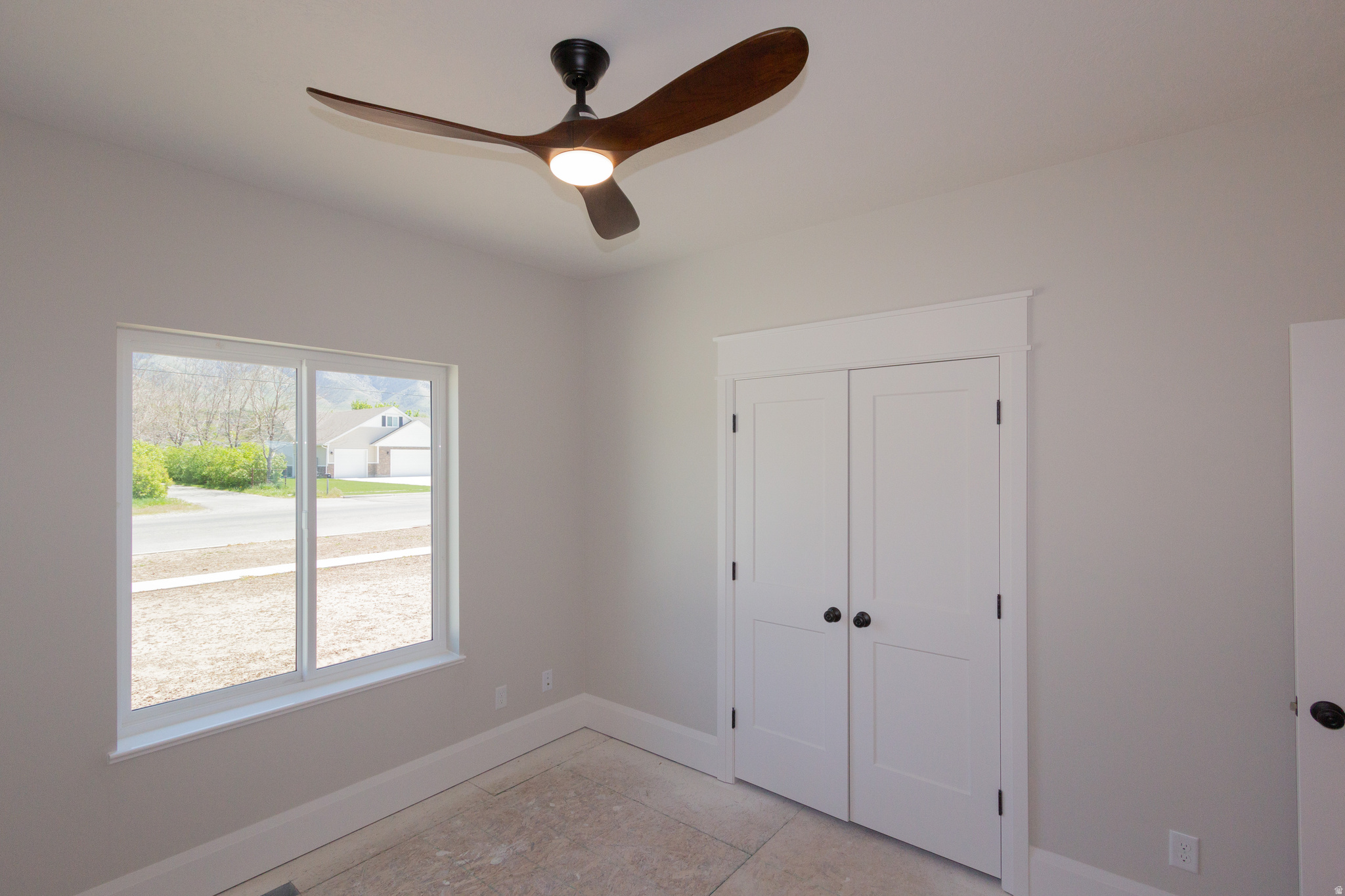 HAWK CREST - Residential