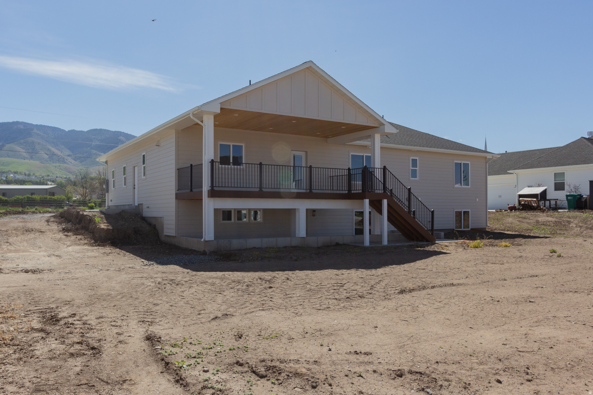 HAWK CREST - Residential