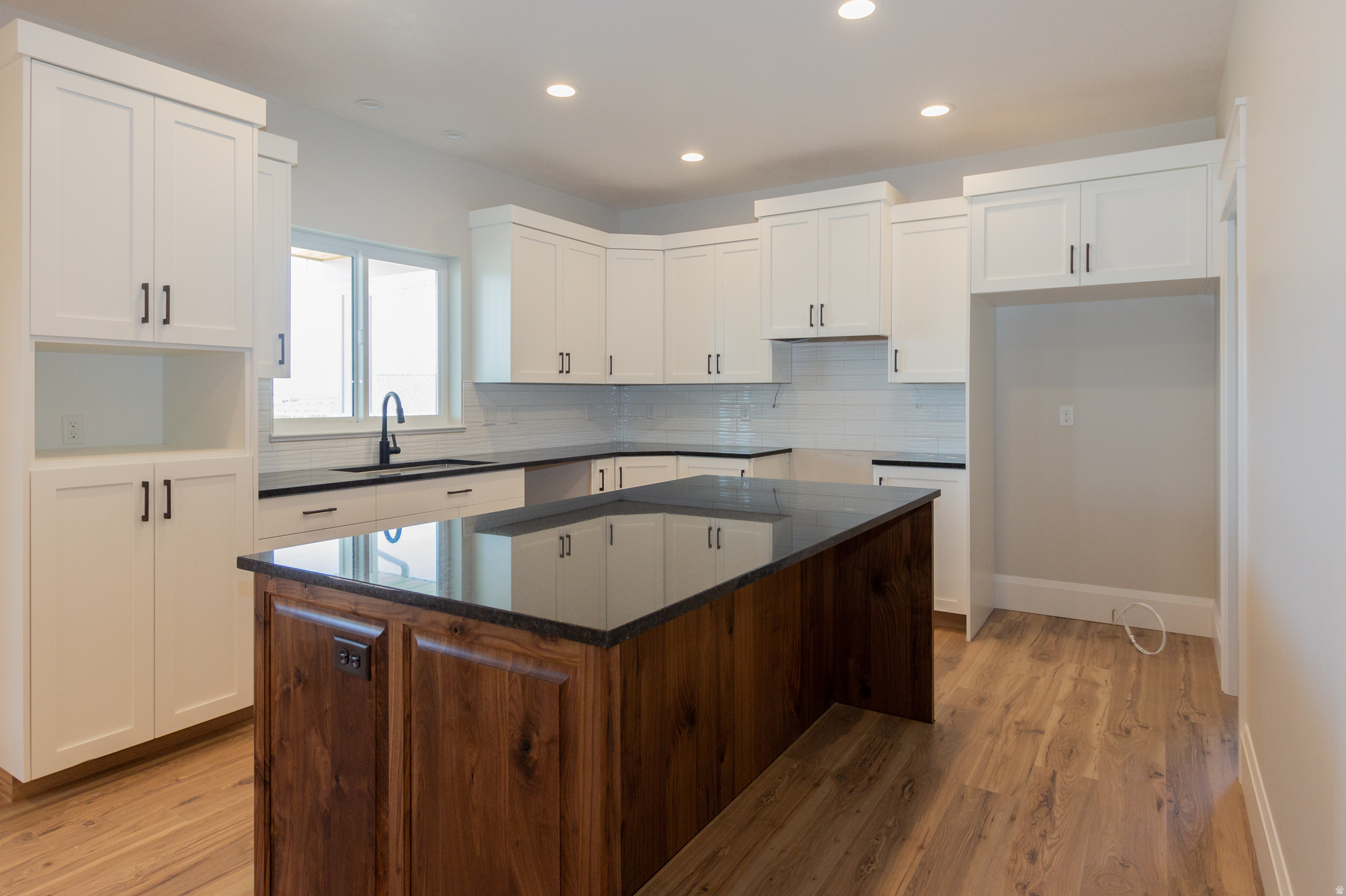 HAWK CREST - Residential