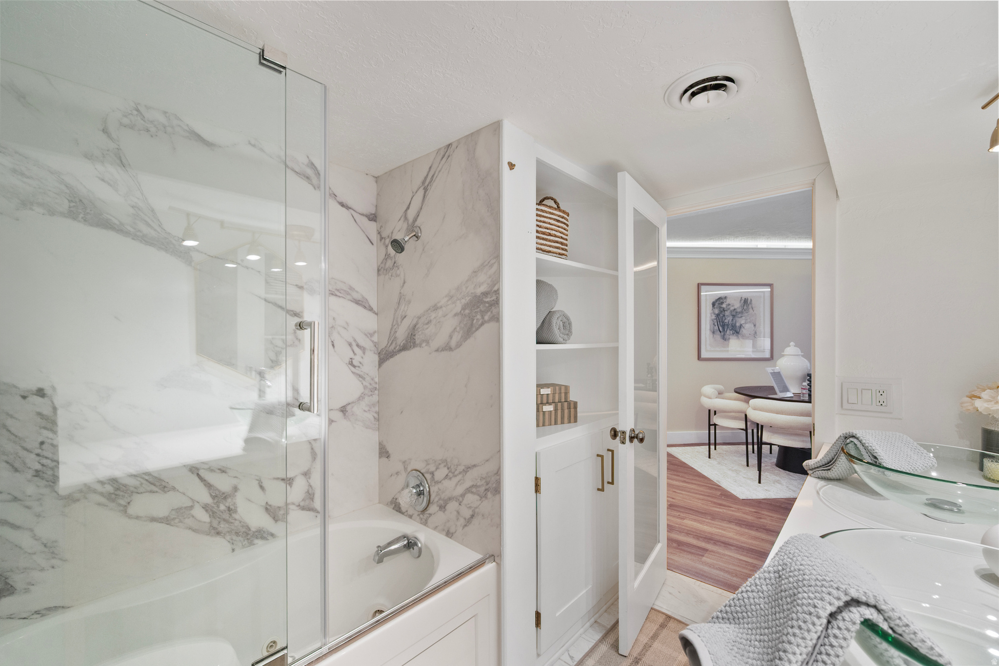 OAKCREST GARDENS - Residential