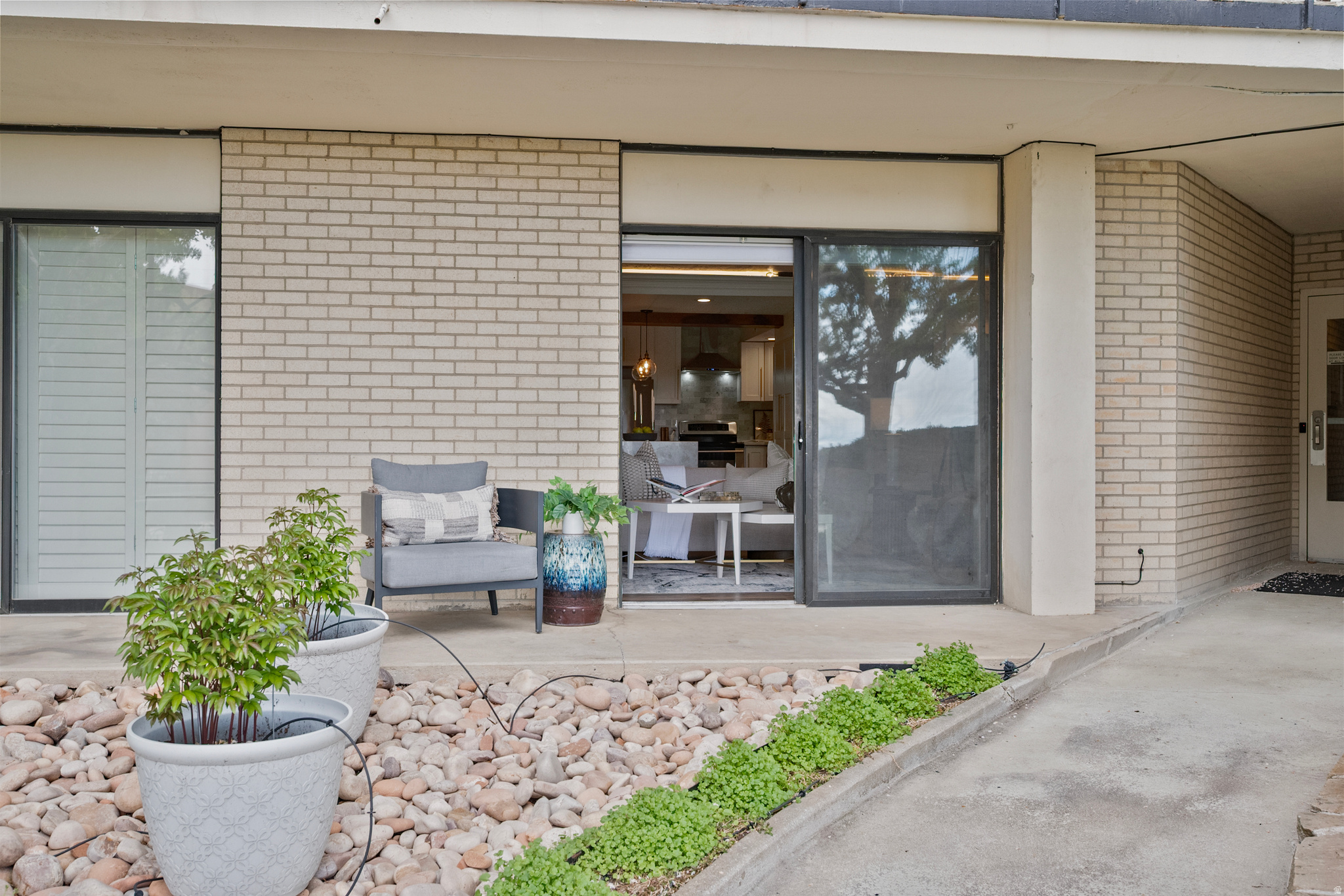 OAKCREST GARDENS - Residential