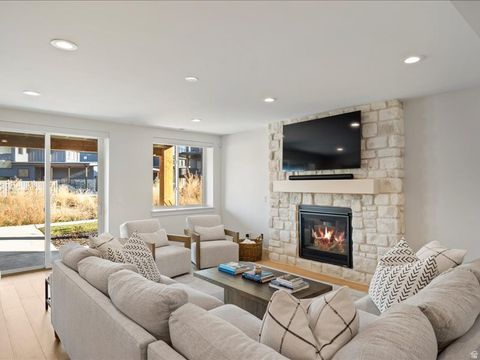 Tiny photo for 746 S 6300 E, Huntsville, UT 84317 (MLS # 2128585)