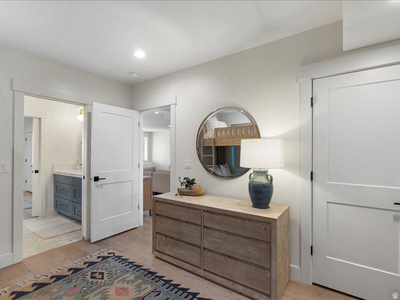 ESCAPES AT EDGEWATER - Residential