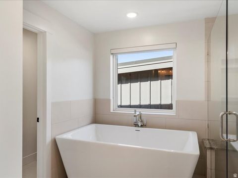 Tiny photo for 746 S 6300 E, Huntsville, UT 84317 (MLS # 2128585)