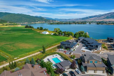 Tiny photo for 746 S 6300 E, Huntsville, UT 84317 (MLS # 2128585)