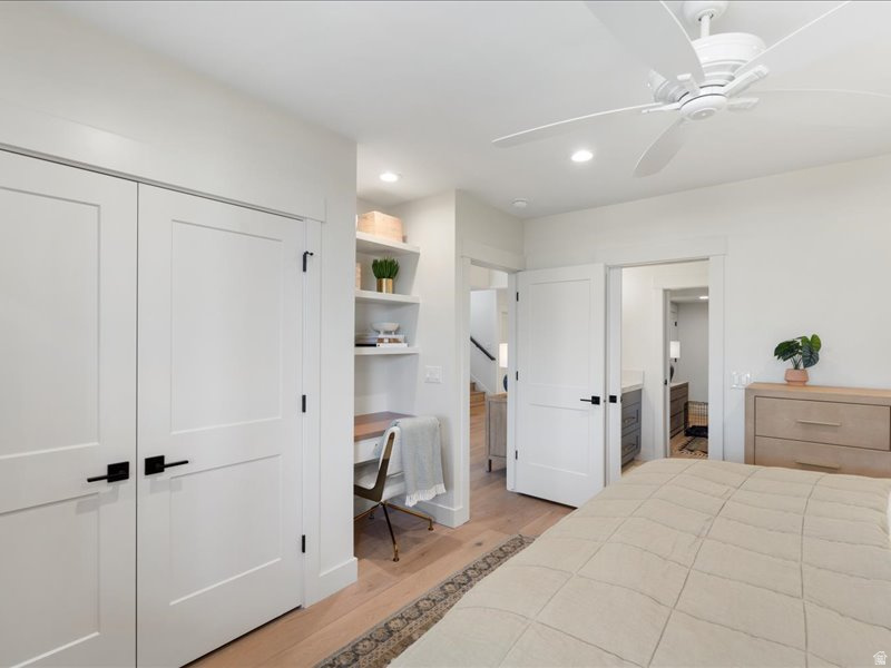 ESCAPES AT EDGEWATER - Residential