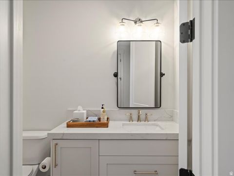 Tiny photo for 746 S 6300 E, Huntsville, UT 84317 (MLS # 2128585)