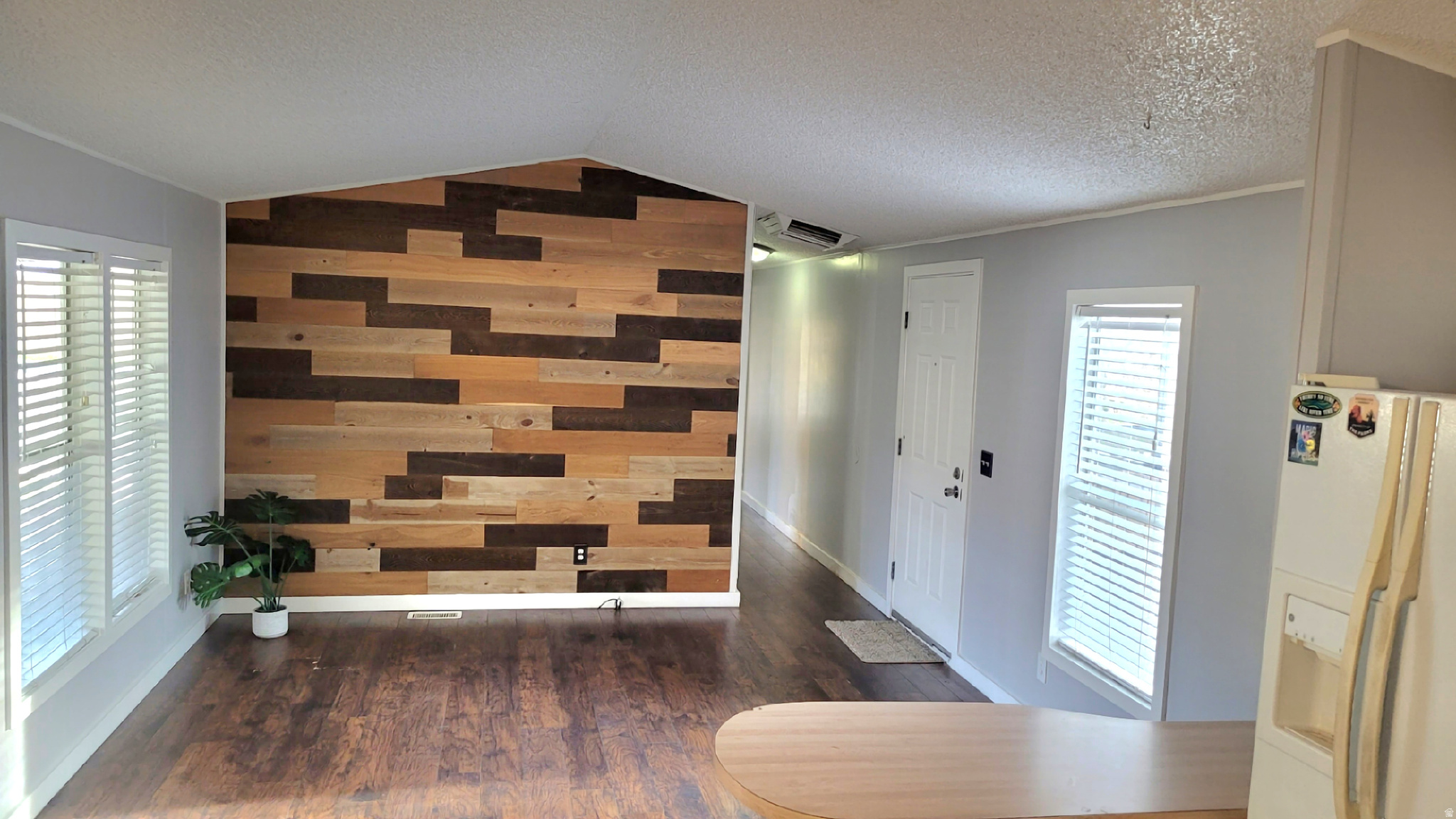 SOUTH SPRINGVILLE TERRACE - Residential