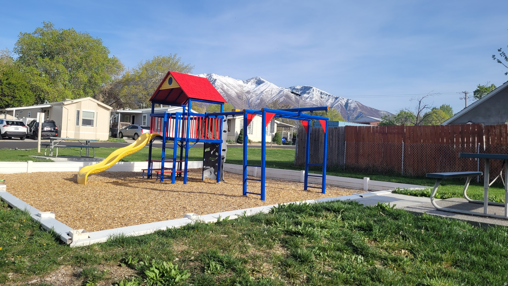 SOUTH SPRINGVILLE TERRACE - Residential