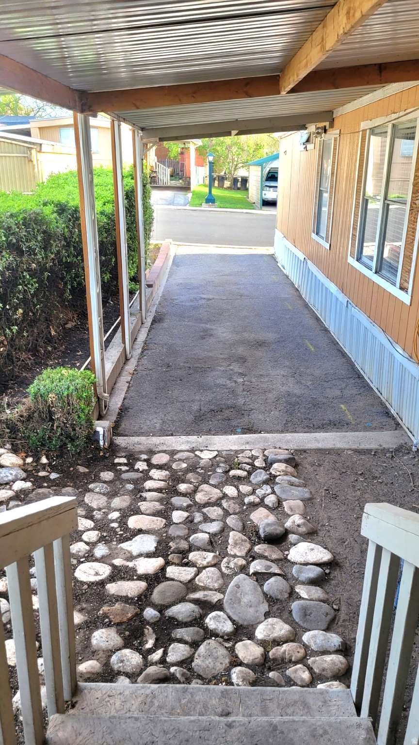 SOUTH SPRINGVILLE TERRACE - Residential